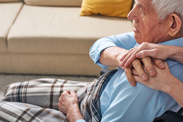 La pandemia pone en riesgo la salud mental de los cuidadores de párkinson, según diferentes estudios