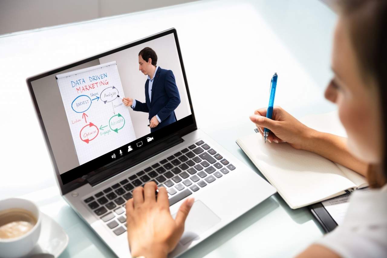 La formación online experimenta un crecimiento en el último año en centros especializados como Edil formación