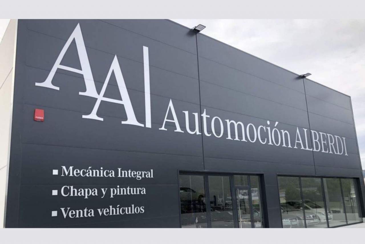 Concesionario de coches en Pamplona:  Automoción Alberdi