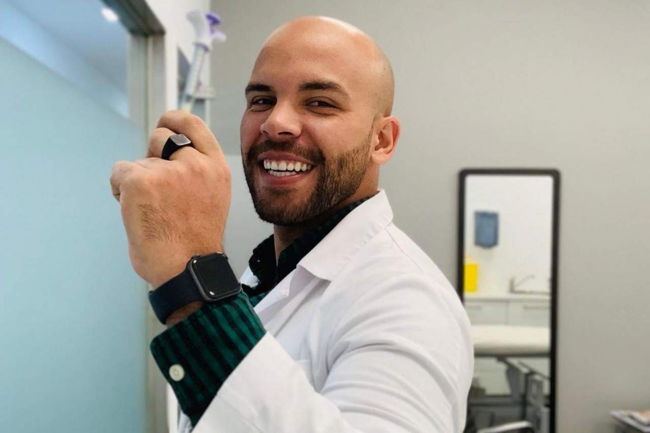 Experto en aumento de labios en Valencia, el Dr. Jota