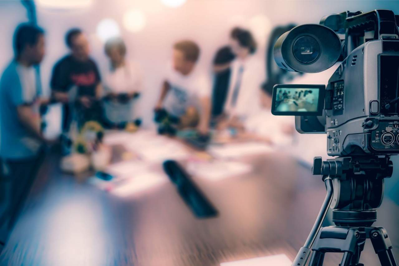 Servicio profesional de live streaming para empresas por Abcesar Group