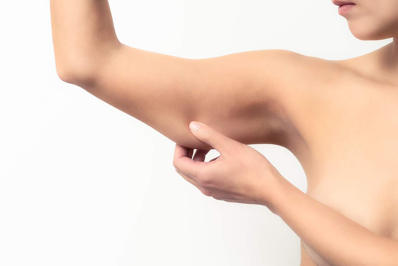 Eliminar la grasa localizada mediante la mesoterapia corporal, el tratamiento estrella en 2021