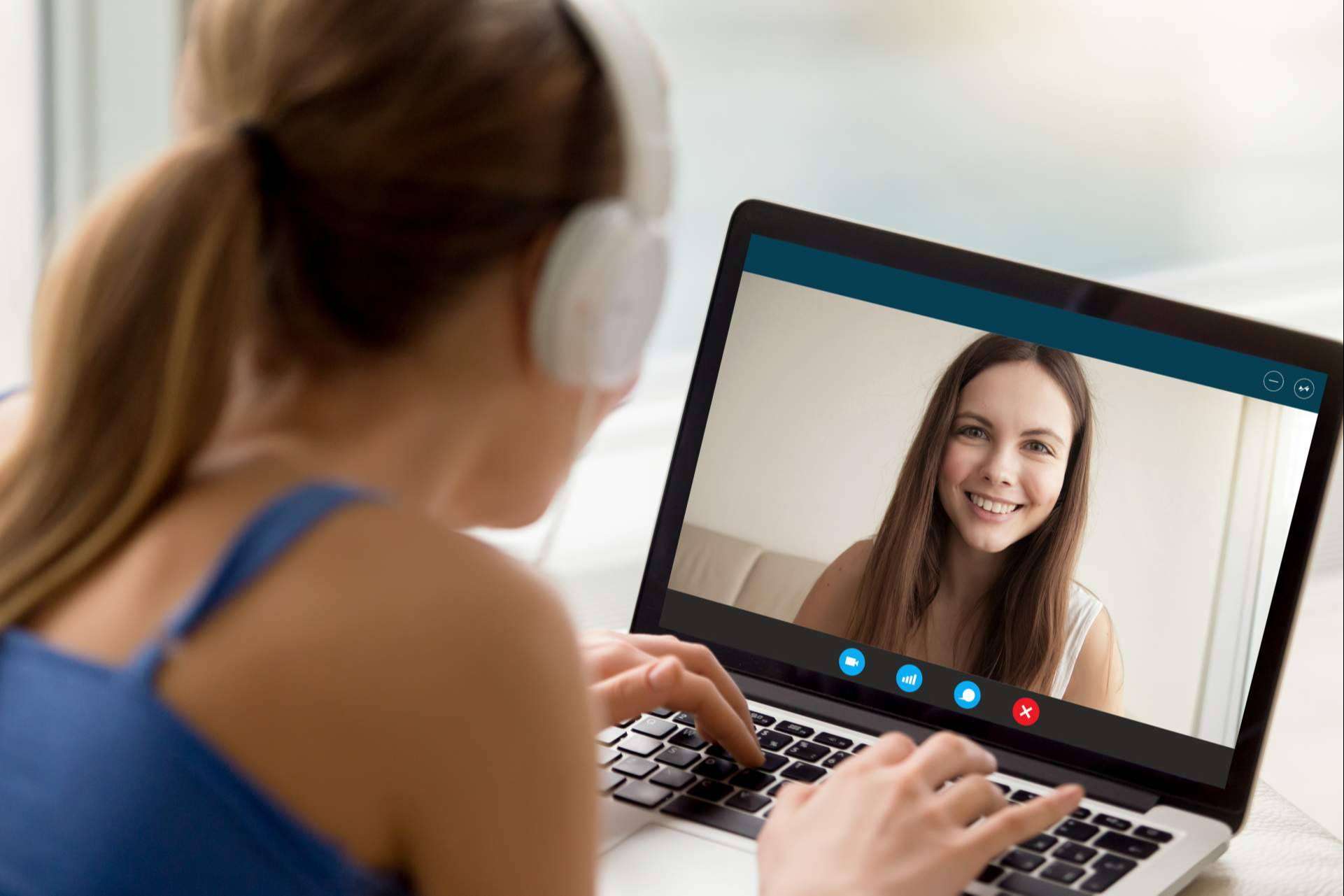 Spanish Nonstop propone un método efectivo y propio para aprender el idioma