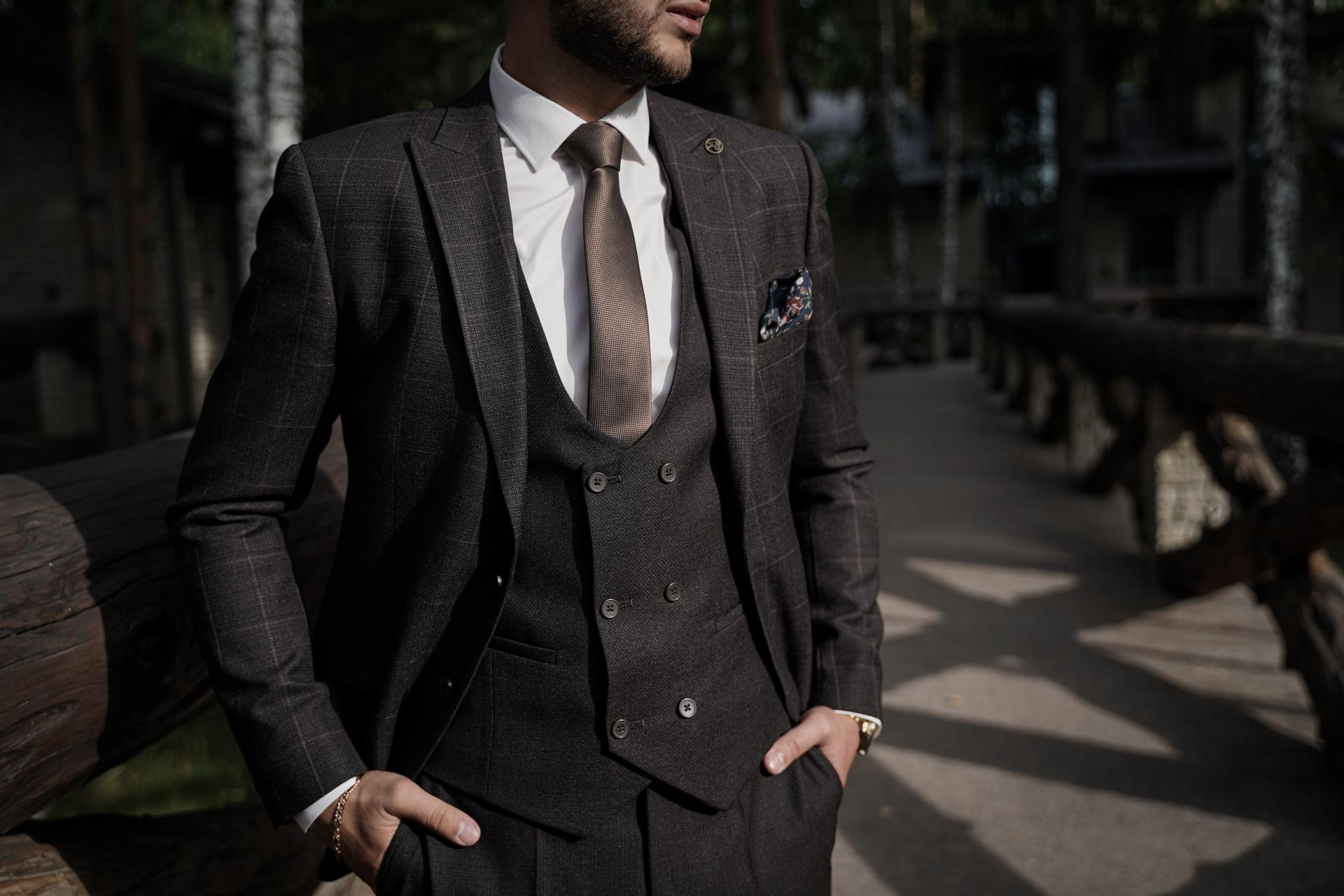 La corbata perfecta de hombre para toda ocasión está disponible en Josvil
