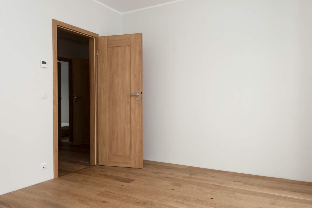 ¿Qué prestaciones tienen las puertas rústicas de interior de LosmaStudio?