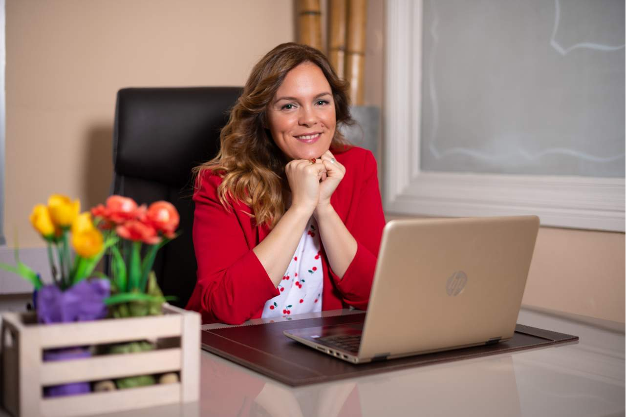 Creando empresarias de Kelly González ayuda a las mujeres a tener éxito