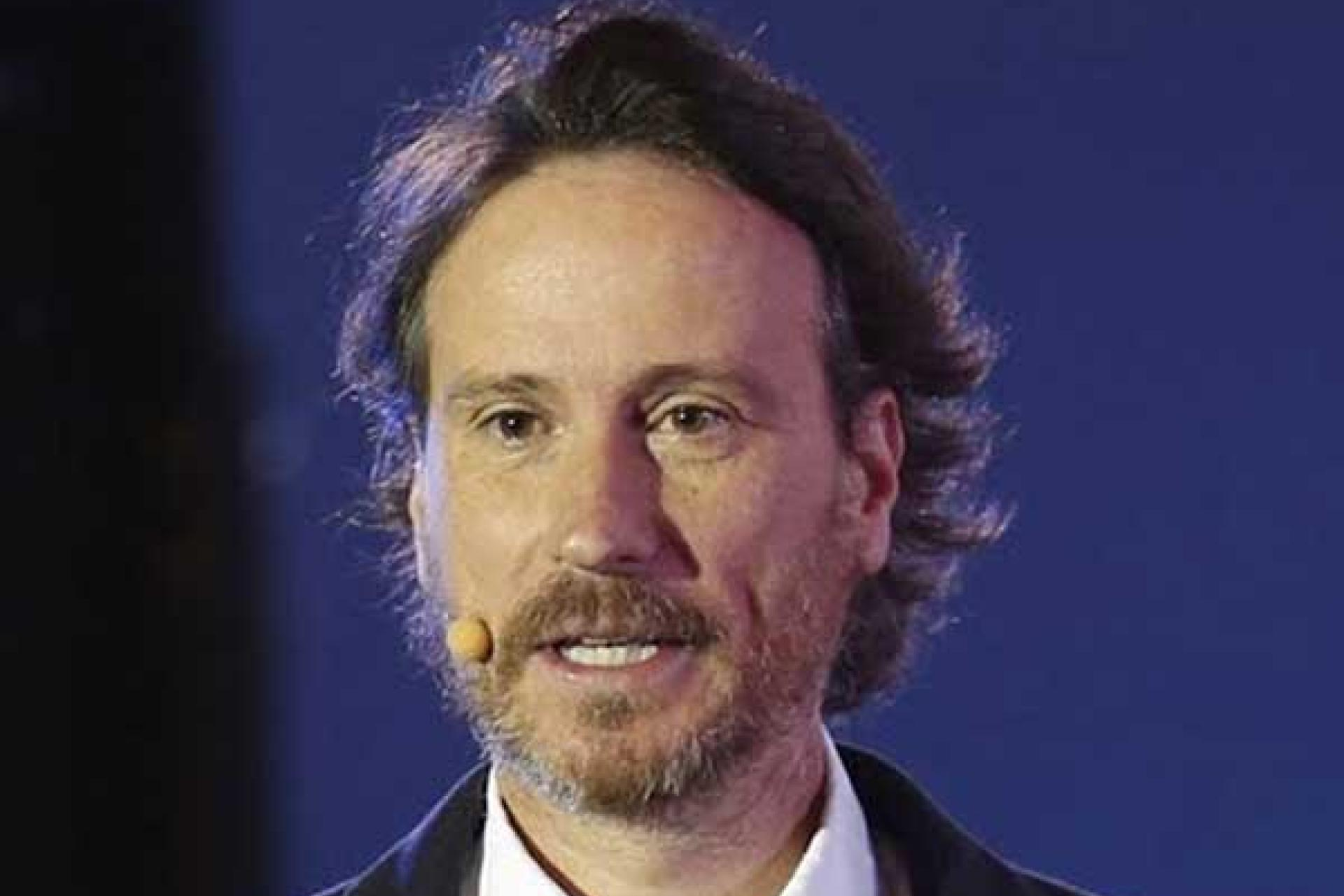 Motivar a un equipo: La opción de contratar a Víctor Küppers, Mario Alonso Puig, Emilio Duró, Alejandra Vallejo Nágera o Bisila Bokoko