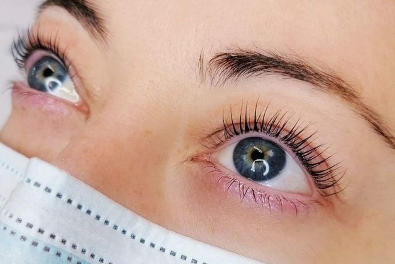 Noa Nox: Cursos de extensión de pestañas