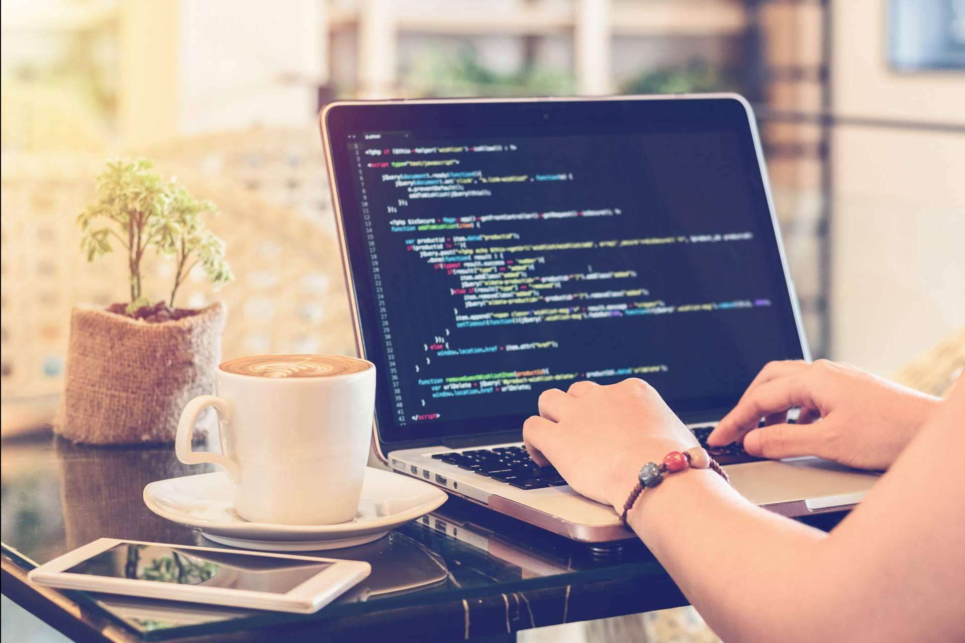 Tener una página web en menos de 2 semanas: Alternativa Creativa