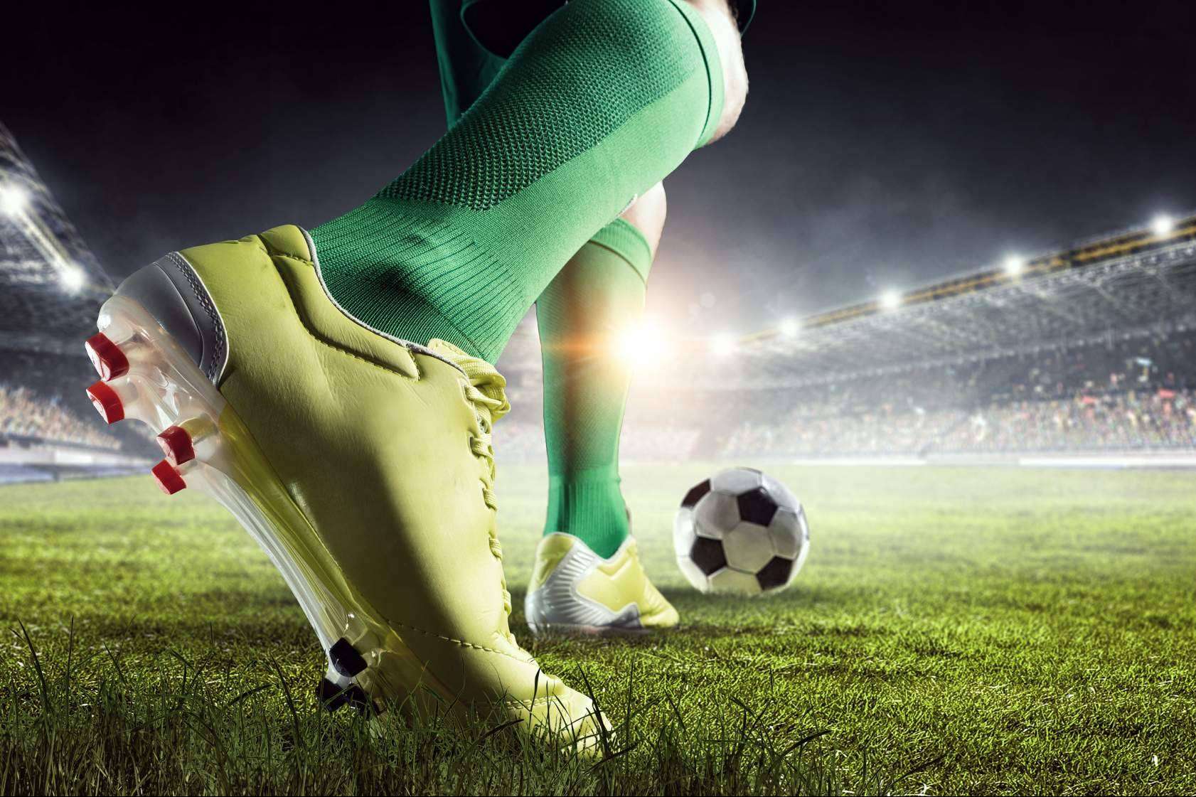 Los clubs de fútbol se han visto en la cuerda floja con los imagos deportivos: Cobratis