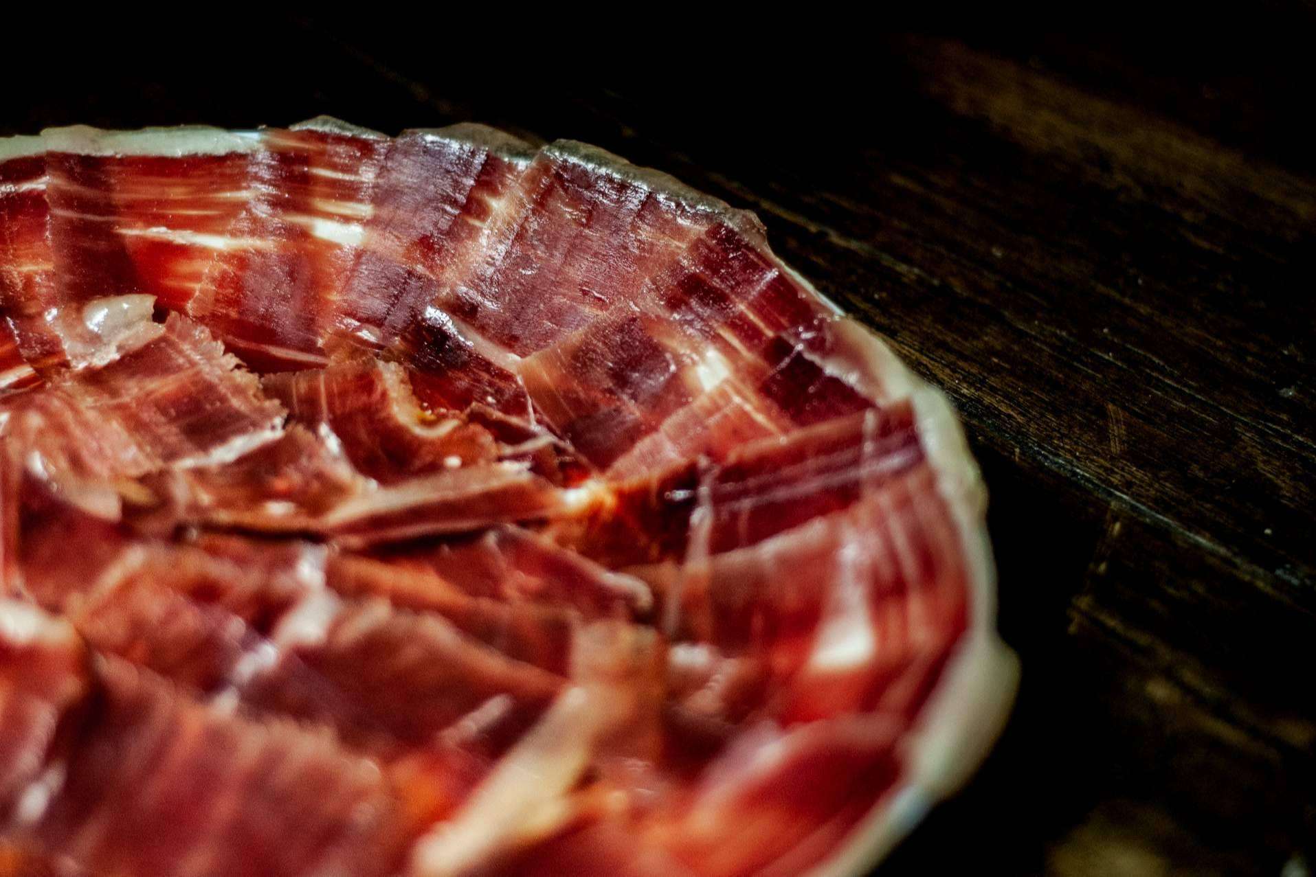 Jamón ibérico de bellota de Torrencinas: el protagonista de la gastronomía española