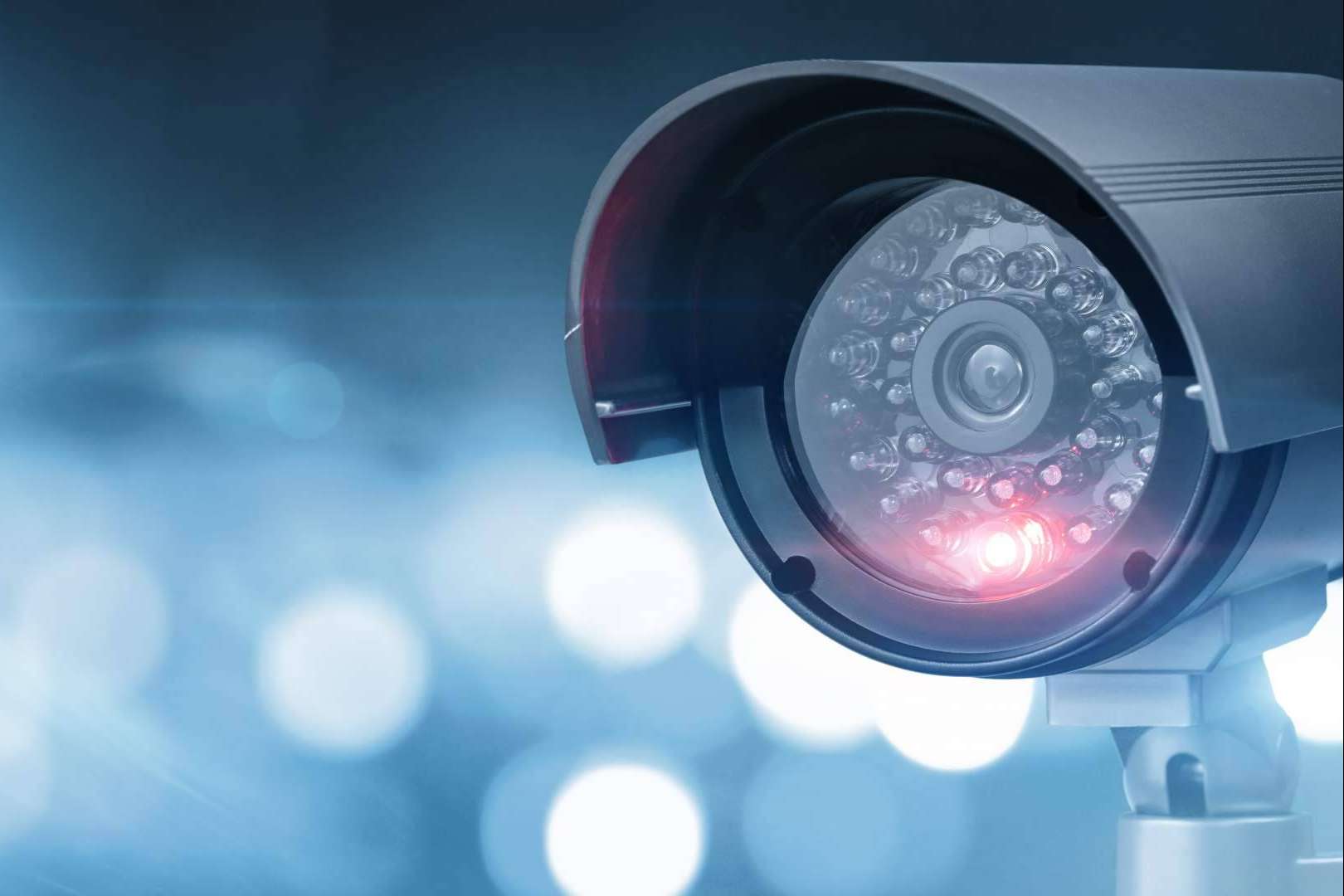 La importancia de tener un sensor de alarma ante una intrusión: alarma de vídeo en tiempo real