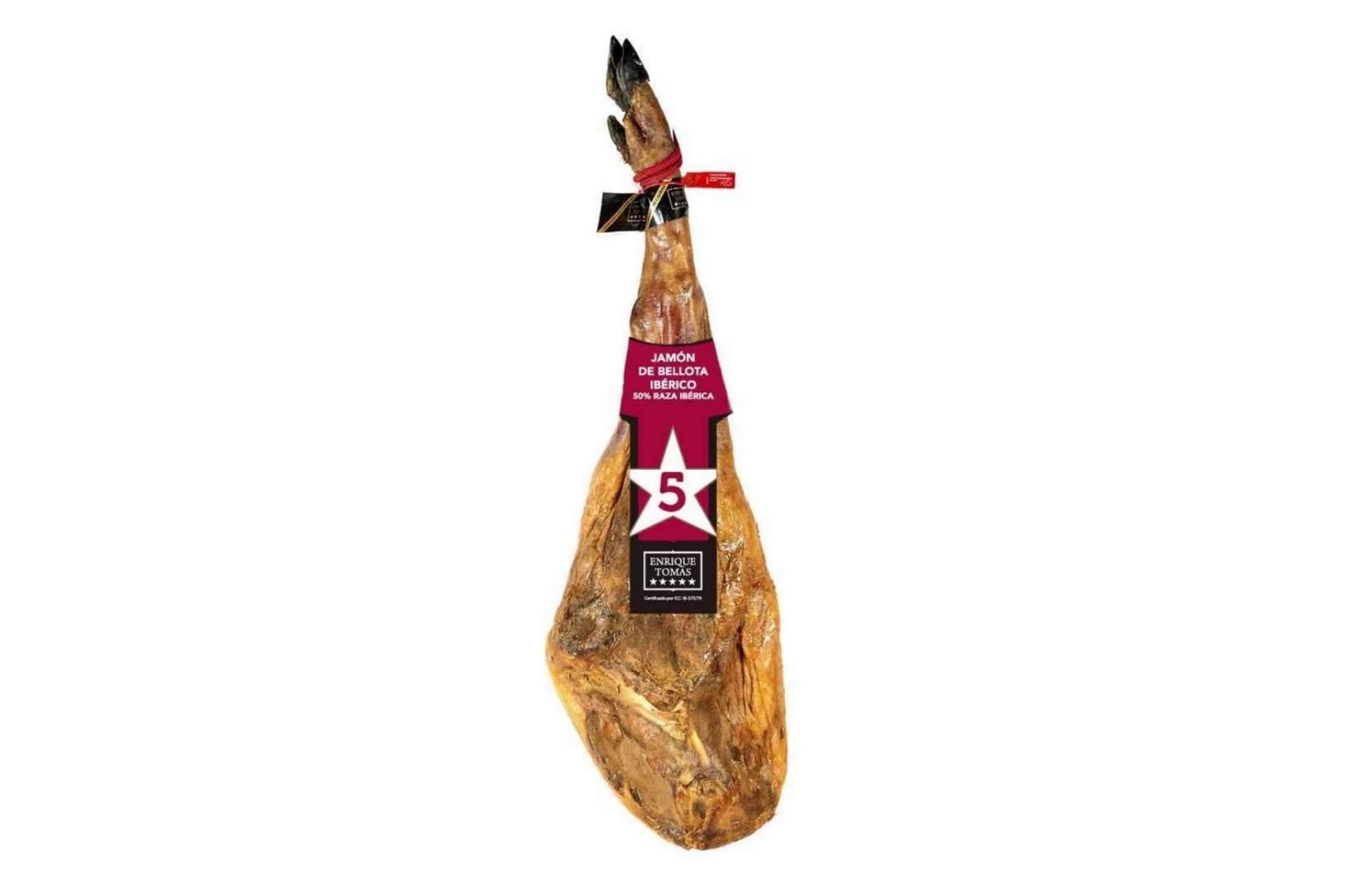 Enrique Tomás ofrece jamón de bellota ibérico de calidad