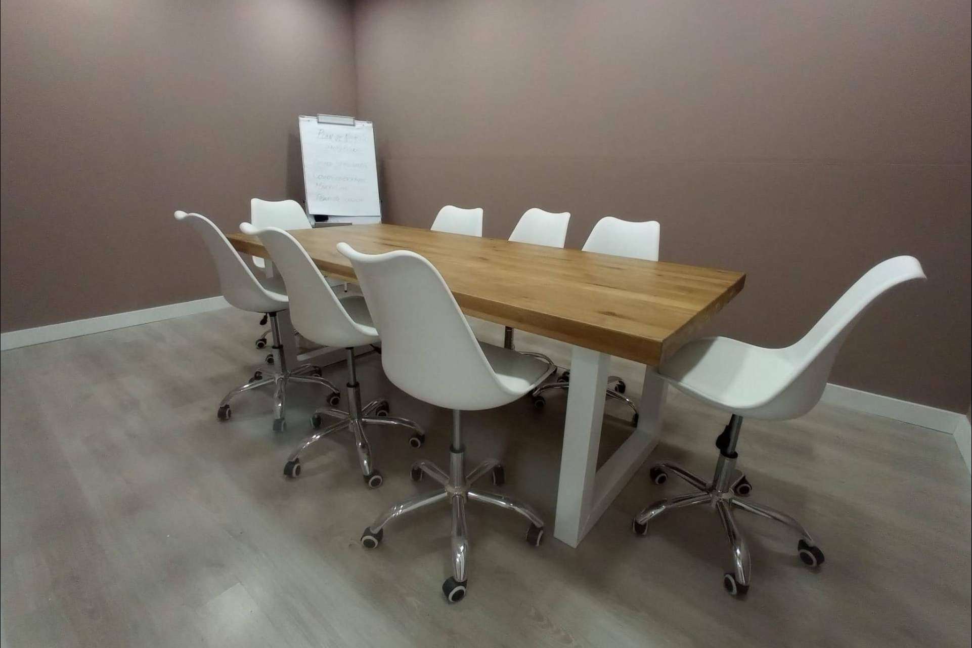 La franquicia InmoMerkat destaca por la venta de inmuebles en la región de Girona