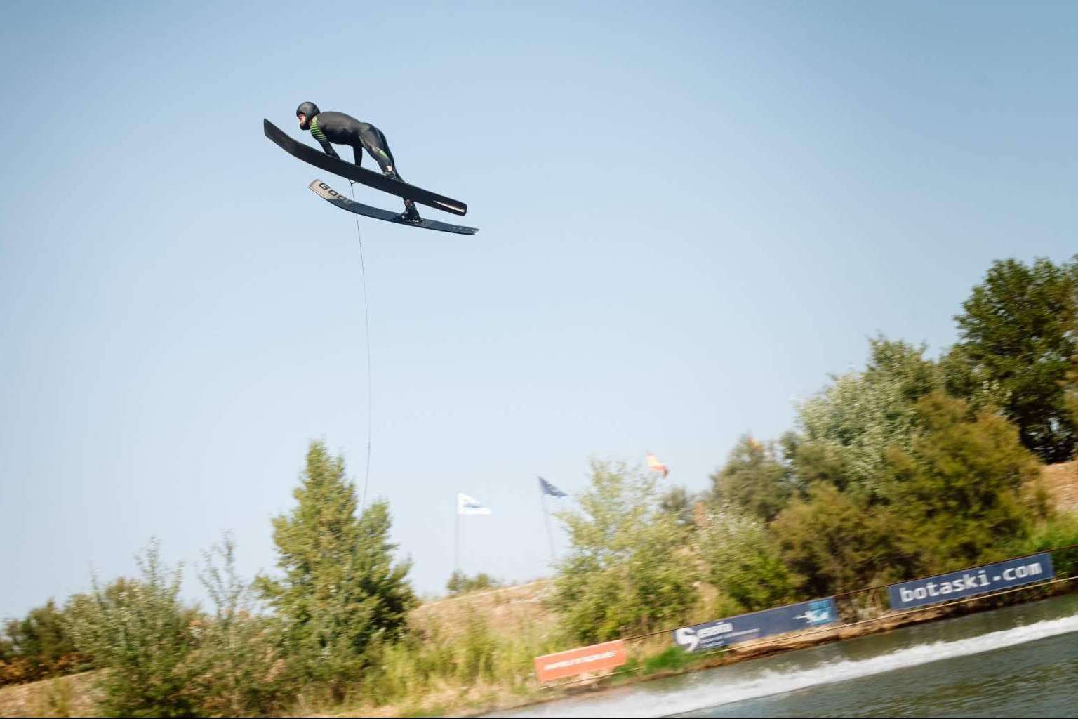 BOTASKI Seseña Waterski Complex acoge en sus instalaciones una nueva edición del Campeonato de Europa de Esquí Náutico IWWF