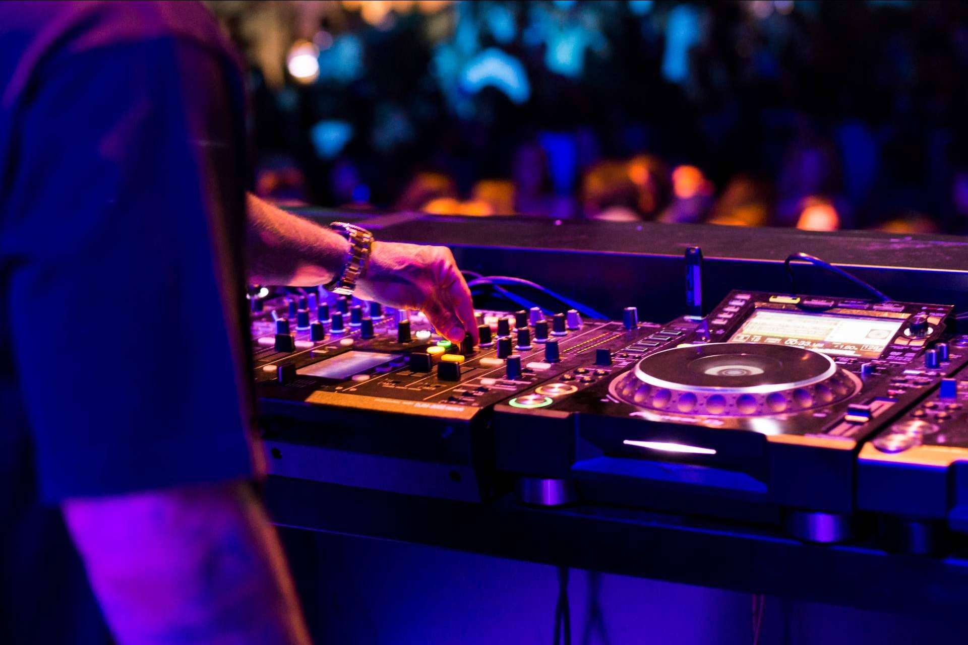 Iñaki Musik: la mejor opción en DJ y música para eventos y fiestas privadas