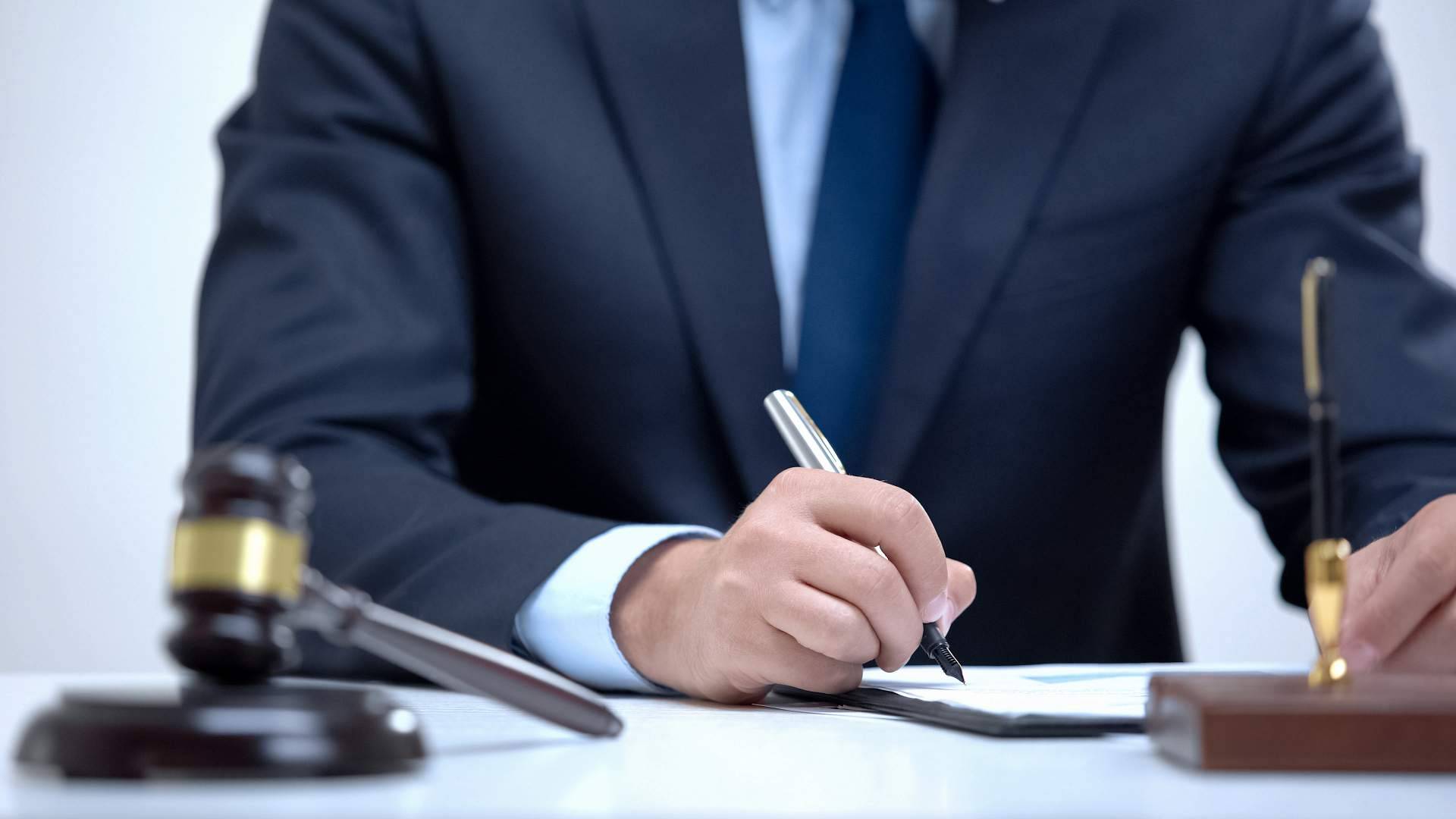 Asesoramiento en Derecho Laboral para empresas y particulares con la firma Defendo Abogados