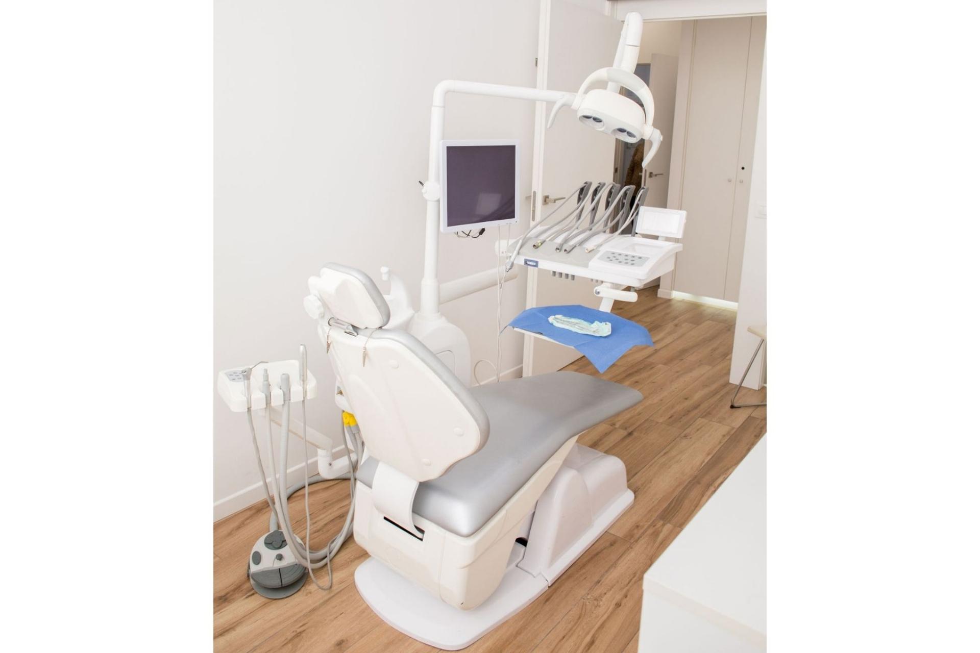 La clínica dental en Valencia Implant Clinics ofrece las técnicas más avanzadas del sector bucodental