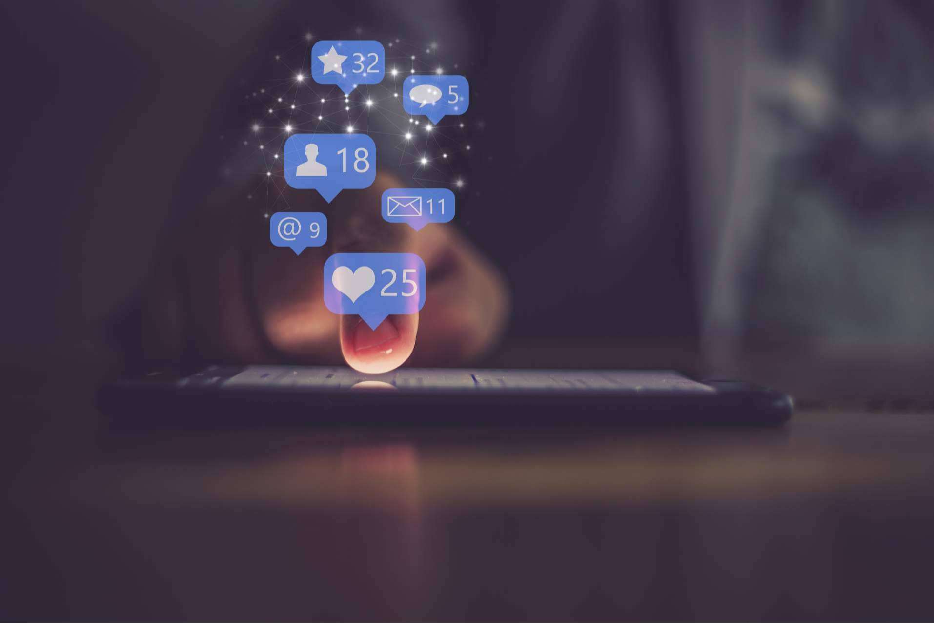 La consultoría Alex1Kenobi ofrece servicios para mejorar Instagram para empresa