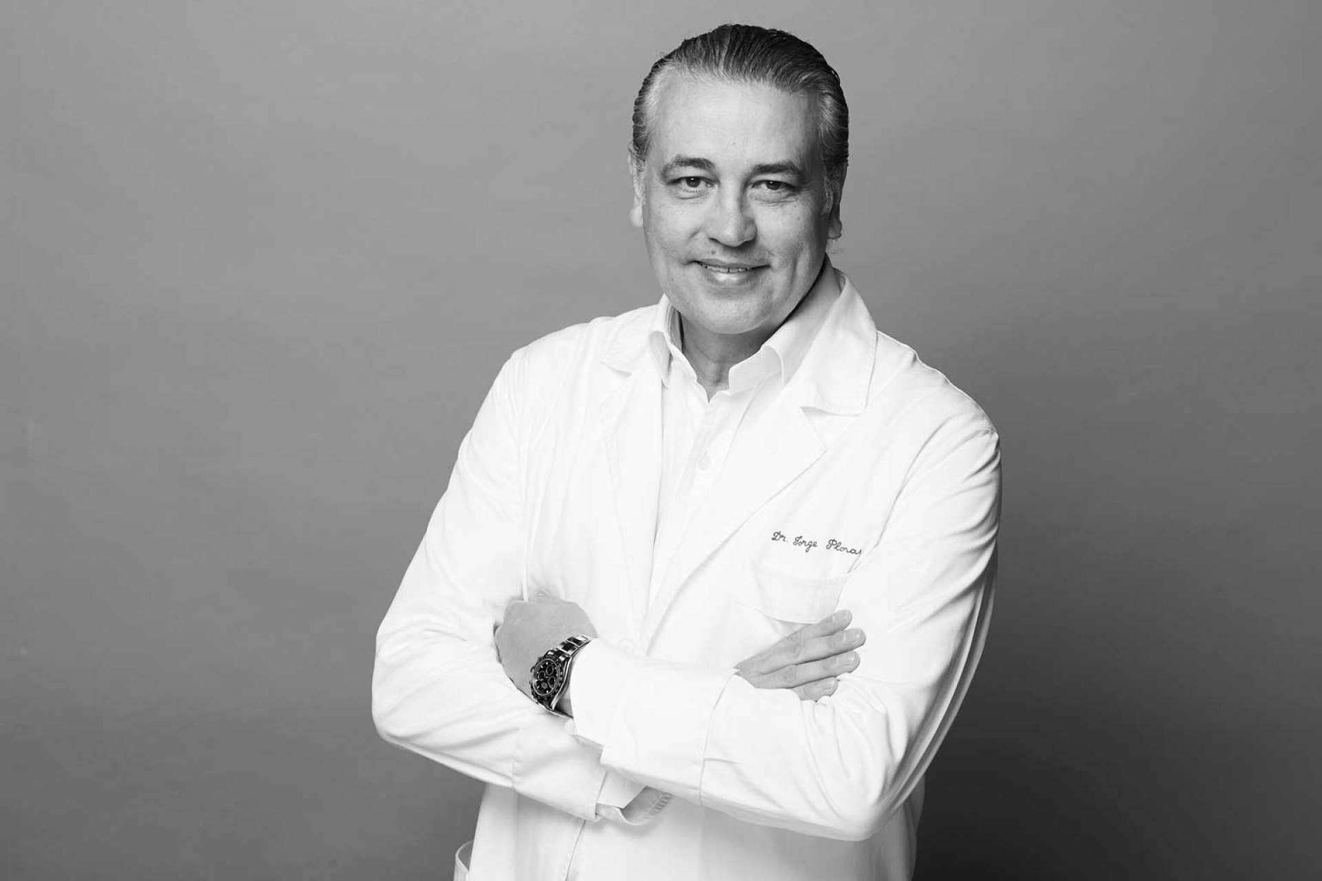 Dr. Jorge Planas y la rinoplastia ultrasónica, la alternativa a la rinoplastia tradicional que permite una mejor recuperación al paciente