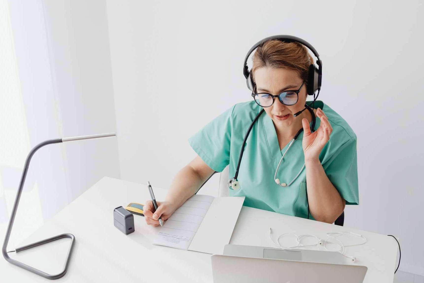 Traducciones médicas en más de 260 idiomas, por Elba Trad