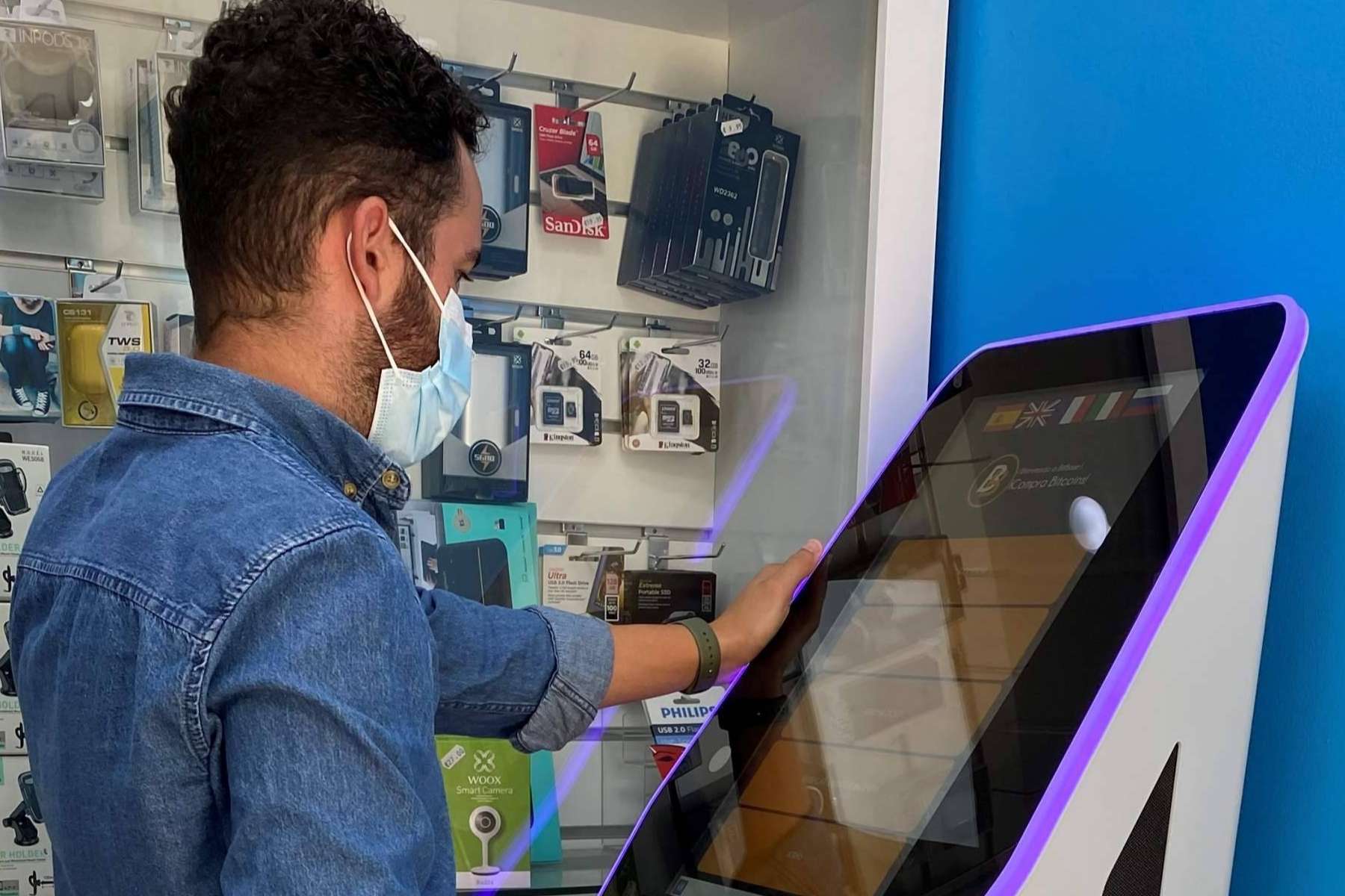 Los pioneros en tener un cajero Bitcoin en Sevilla, Reparación iPhone Sevilla