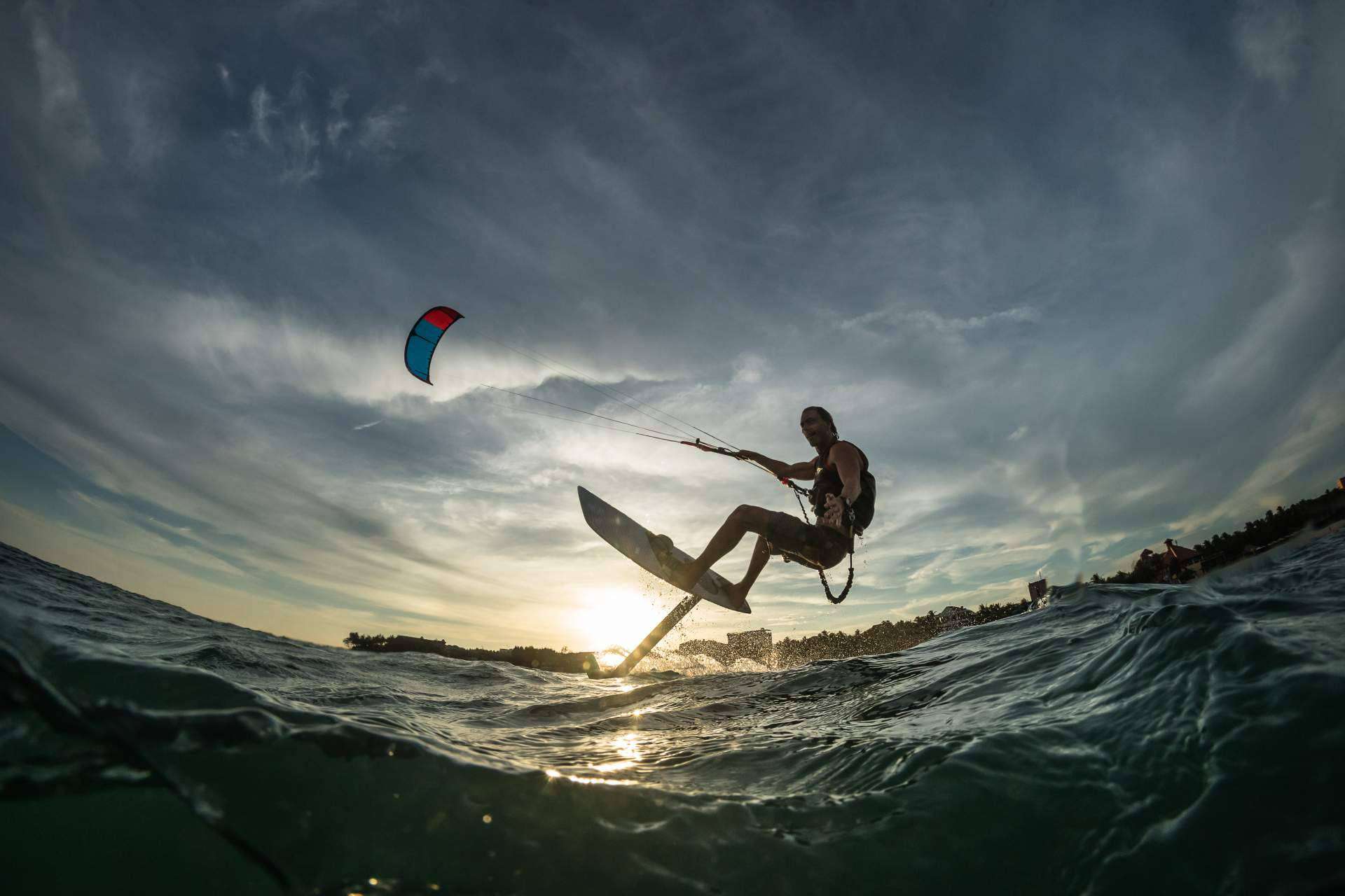 ¿Qué se necesita para iniciarse en el kitesurf?: Curso kitesurf para principiantes de 3 Sixty Kite School