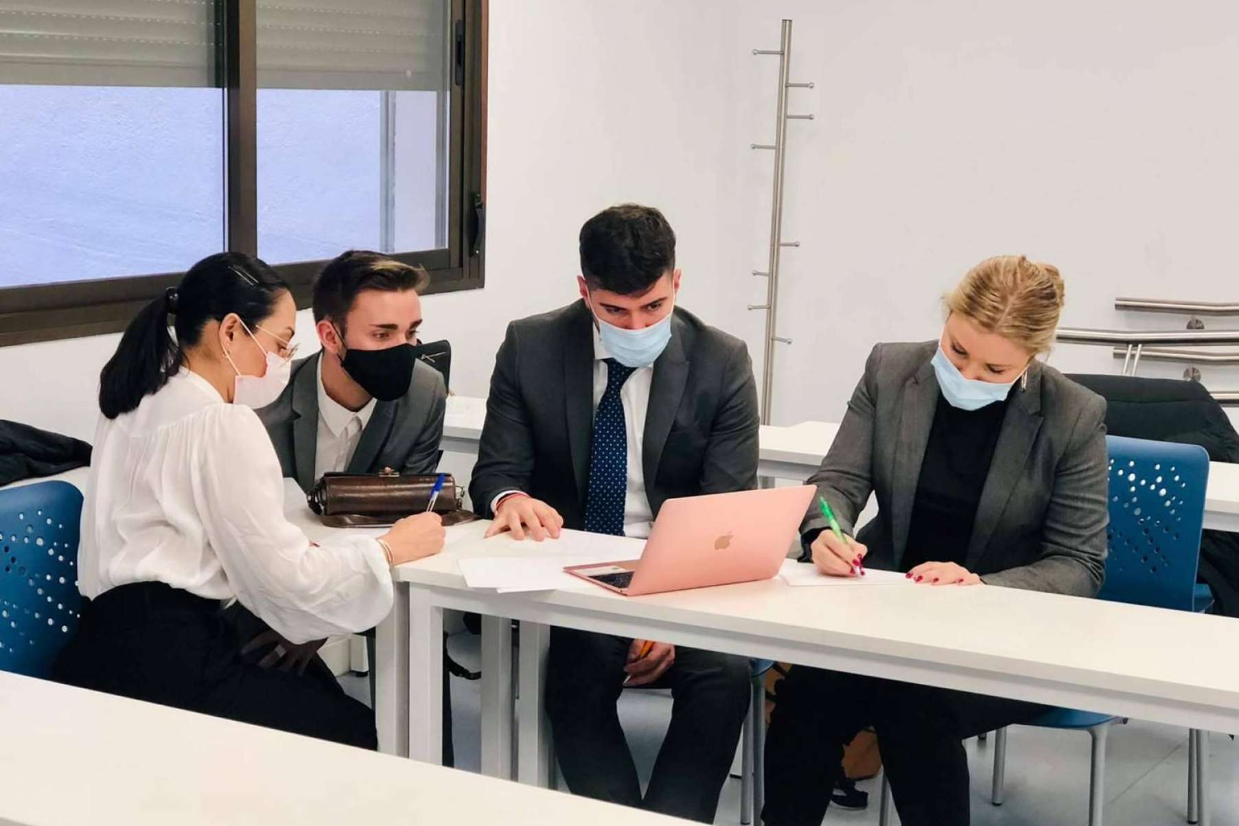La nueva apertura del curso de Auxiliar de Vuelo TCP en Bilbao con promoción especial en Bravo19