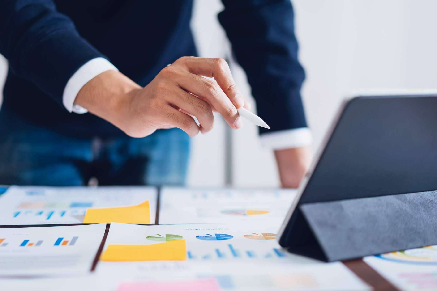 ¿Por qué es importante contratar una agencia especializada en gestión de marcas?