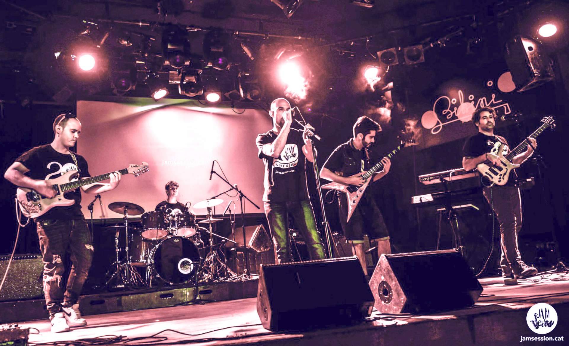 Personas de todo el territorio nacional viajan a Barcelona para obtener el primer título superior oficial en músicas actuales que ofrece la Escuela Superior de Música Jam Session
