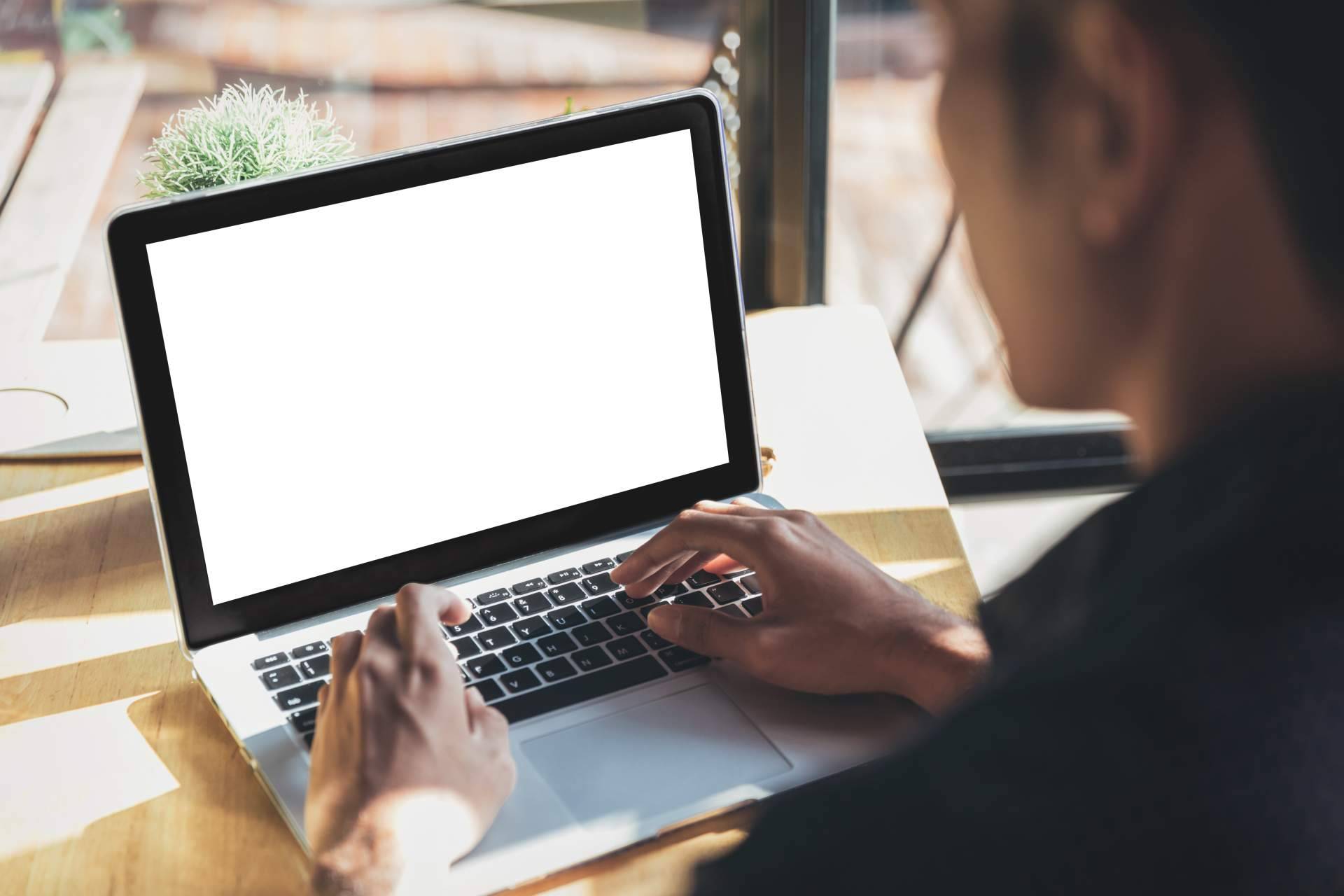 Los servicios en Barcelona de traductores jurados se pueden obtener a través de la empresa Iuratum