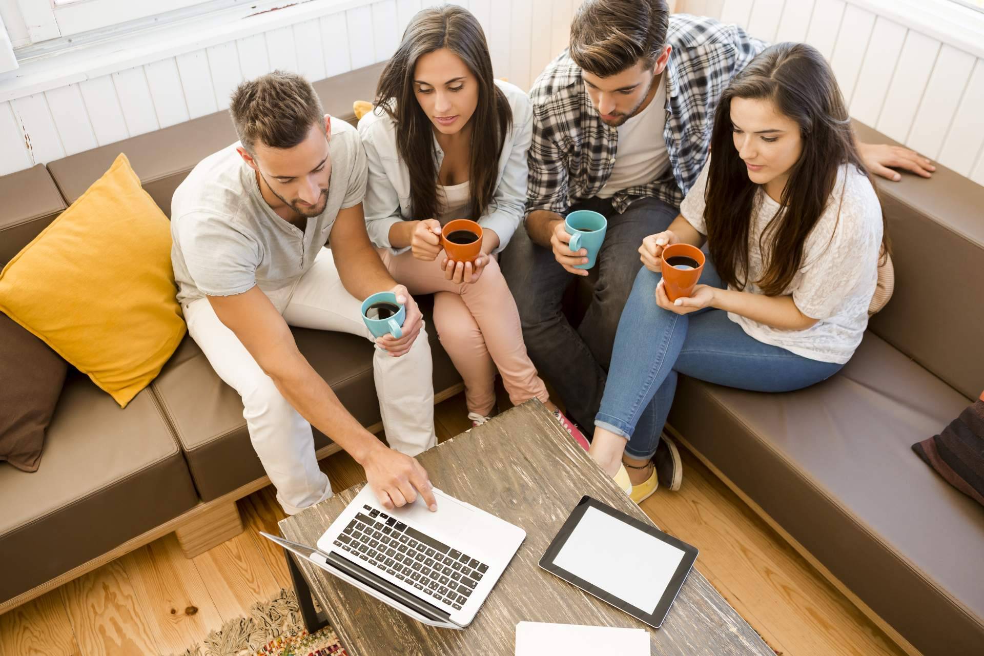 La participación del vecindario aumenta en las comunidades de vecinos gracias a la tecnología