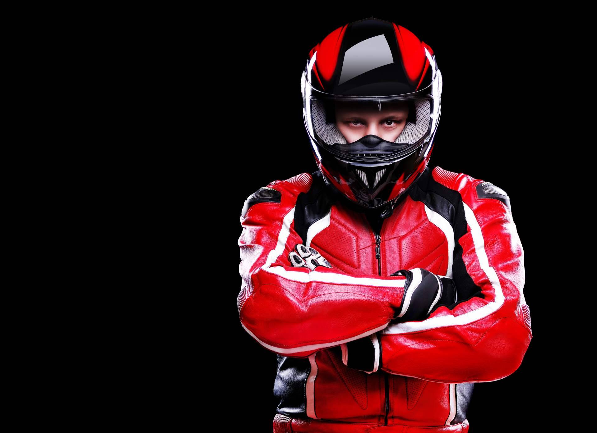 MOTÓNITY dispone de una selección de ropa para moto y botas trail