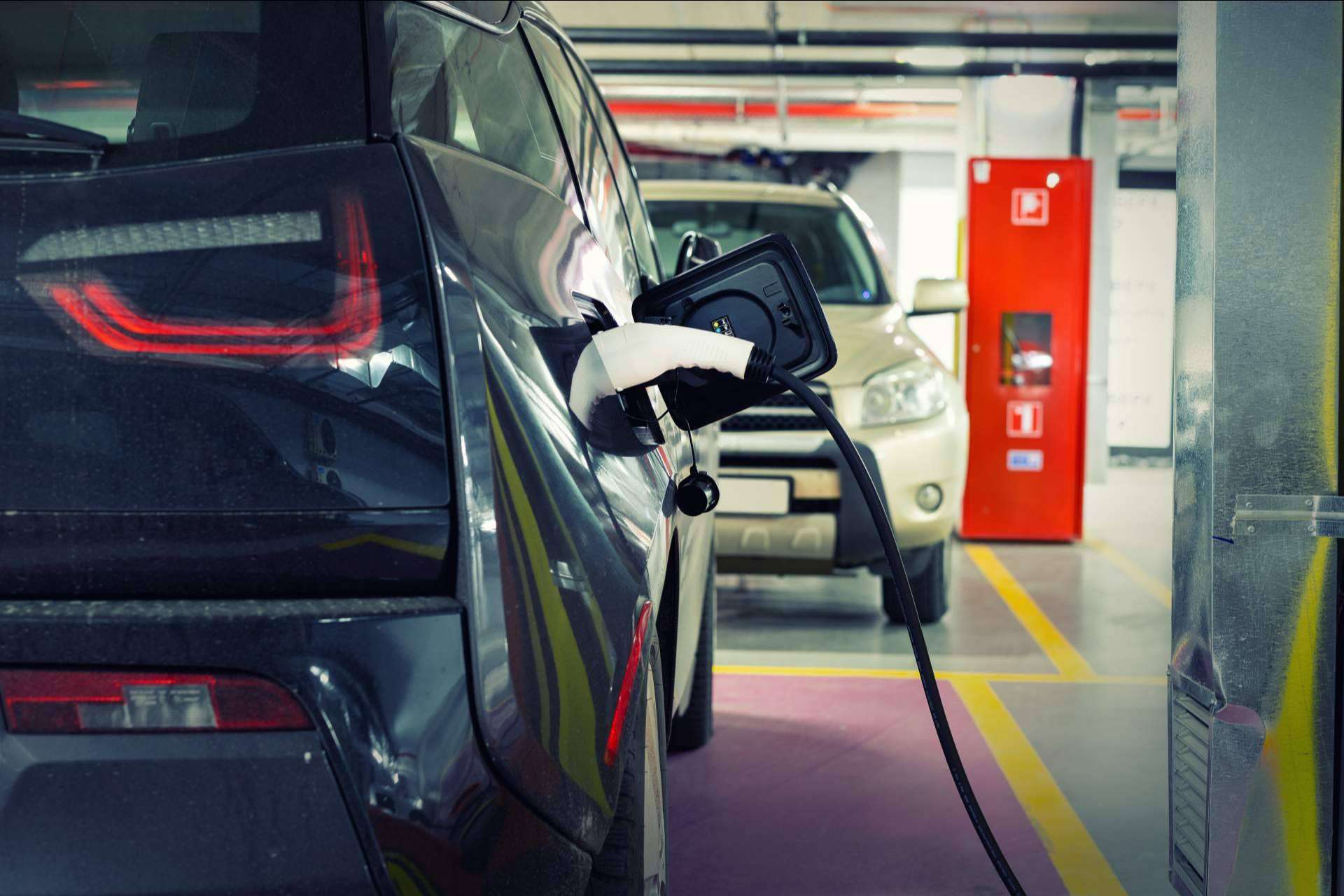 Las ventajas de los coches híbridos de ocasión de SF Motor