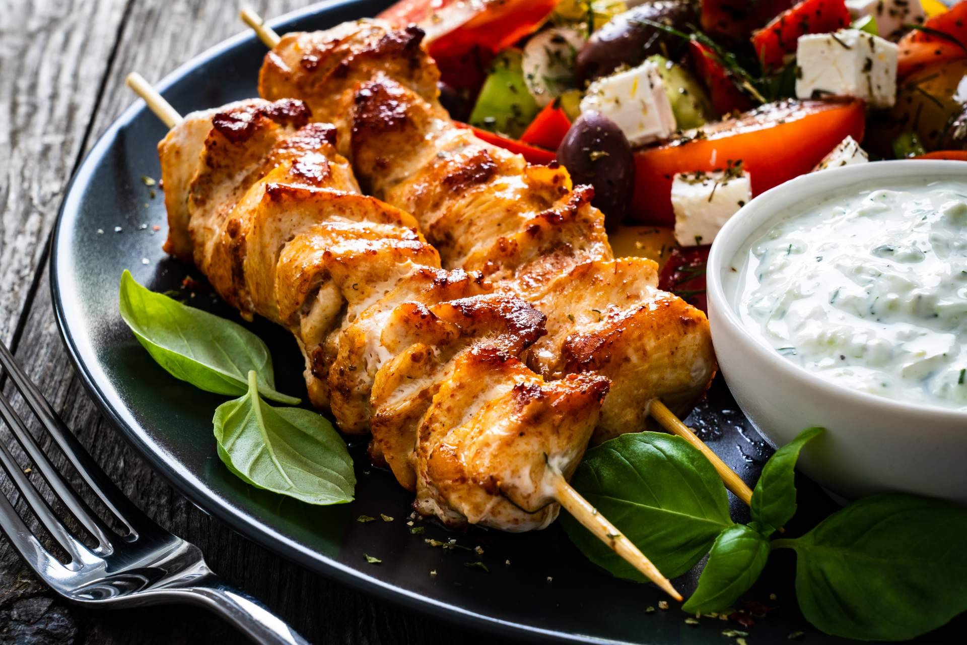 Greek Aribau, restaurante en Barcelona que elabora tapas griegas