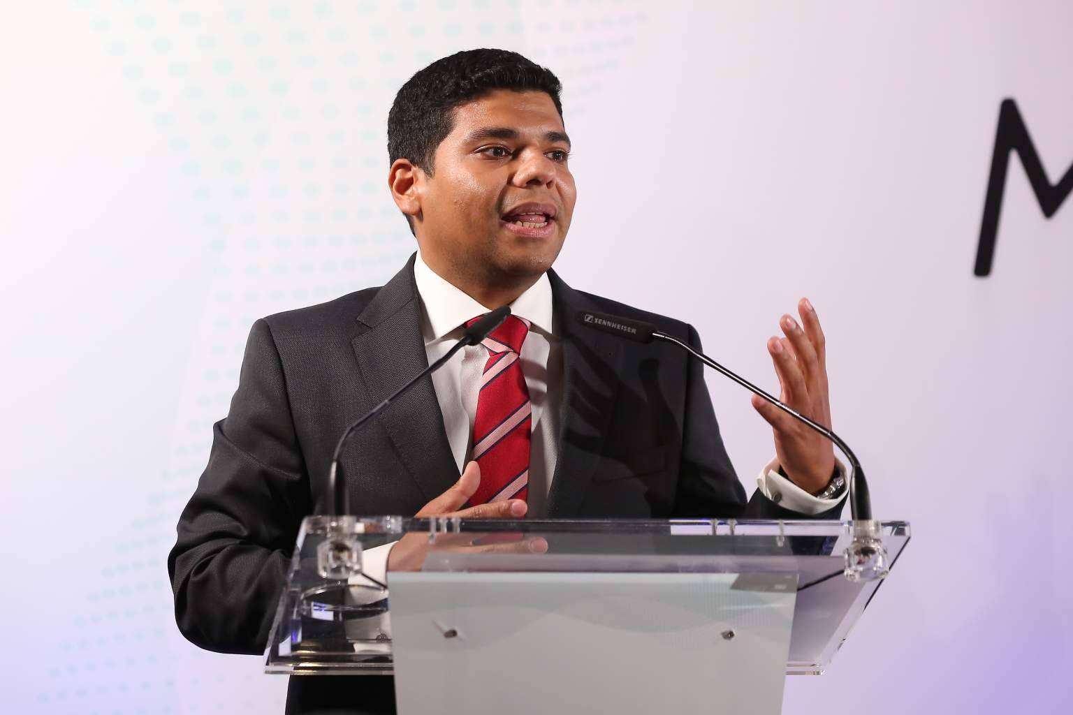 El Doctor Antonio Fernández Brito ha ganado el Premio Médico del Año 2021 en la categoría de cirugía capilar