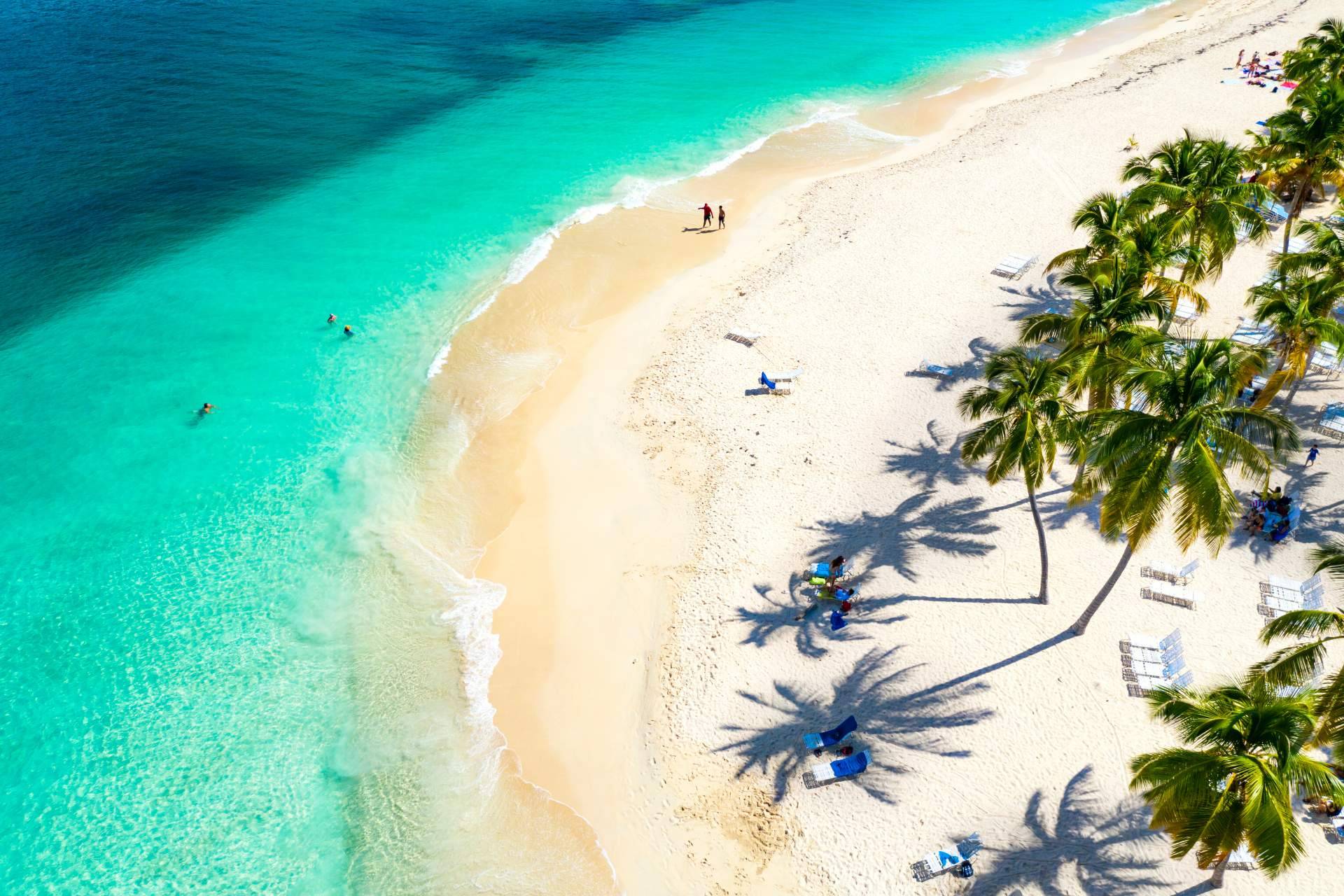 Realizarse una cirugía estética y disfrutar de su plena recuperación en el Caribe de la mano de Clínica Tarrazo