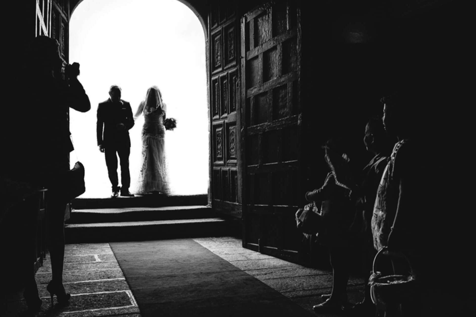Originalidad, espontaneidad y profesionalidad para inmortalizar los momentos del día de la boda, con Dani Dávila