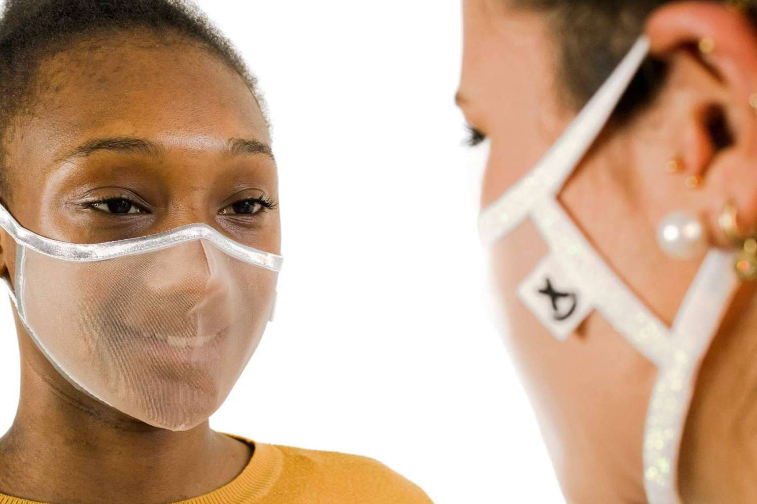 El accesorio indispensable para protegerse contra las nuevas variantes son las mascarillas