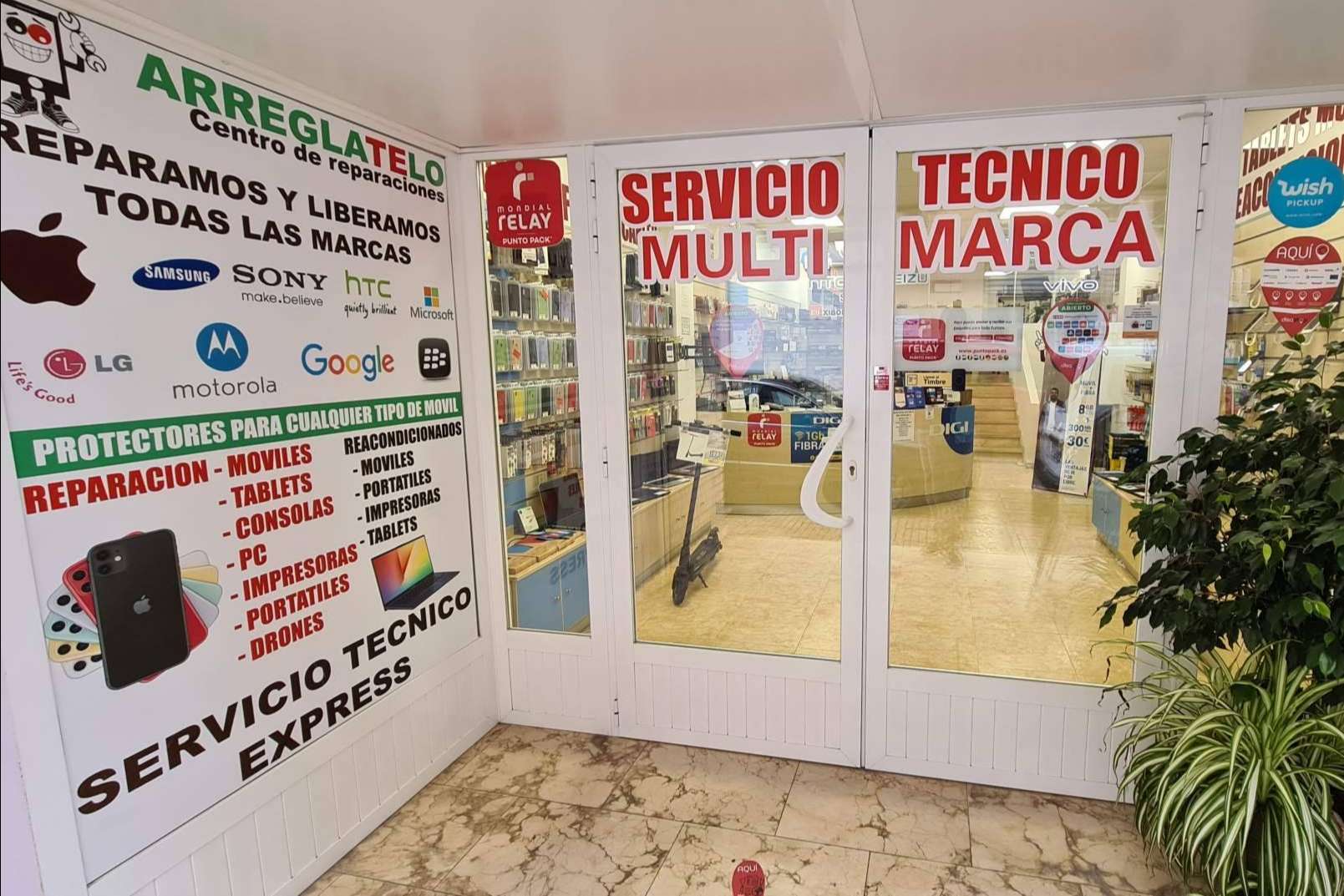 Venta de diferentes modelos de móviles de la mano de Arréglatelo