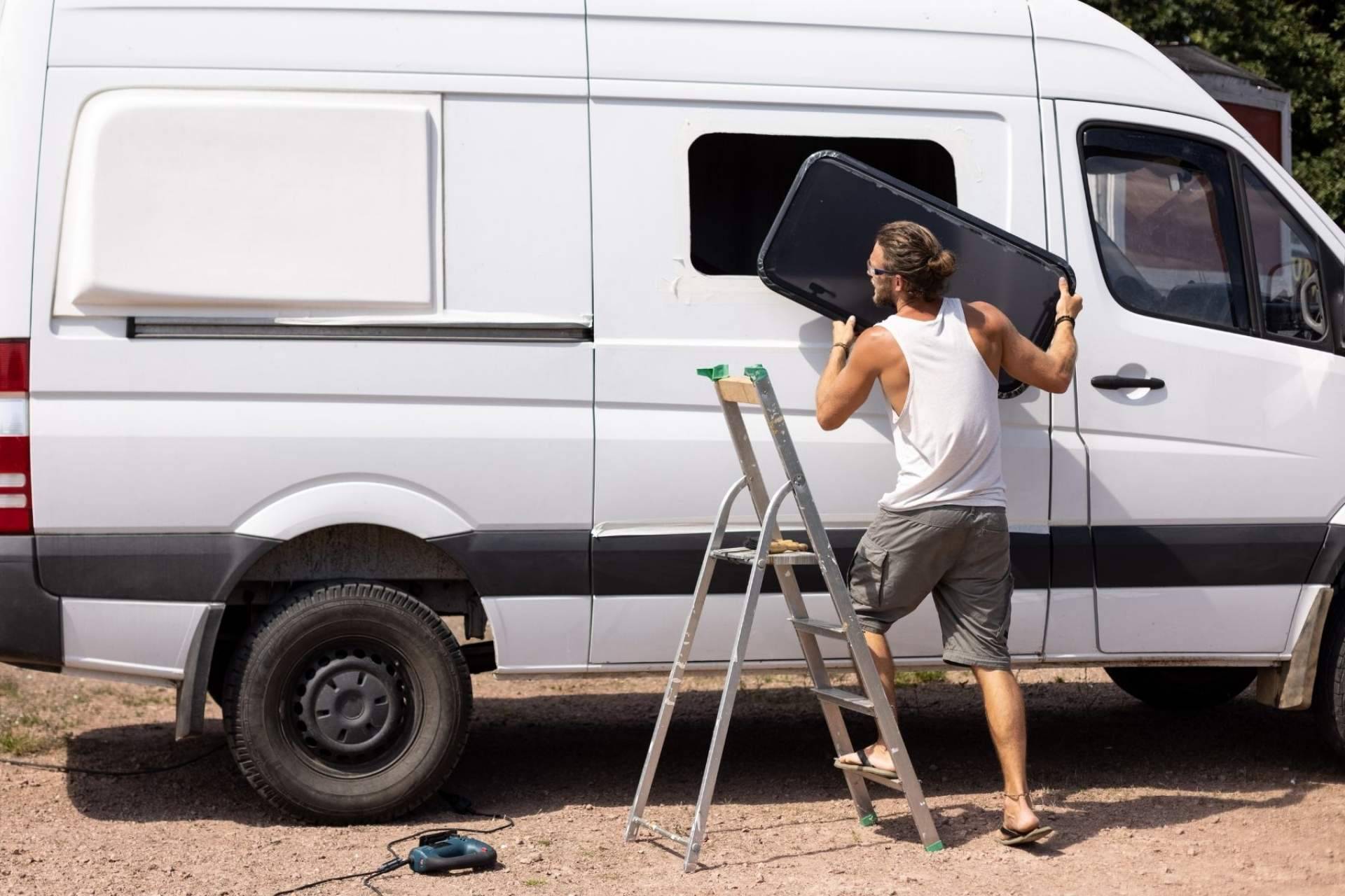 Por Baie-Car, en qué fijarse para verificar la calidad de las ventanas de vehículos