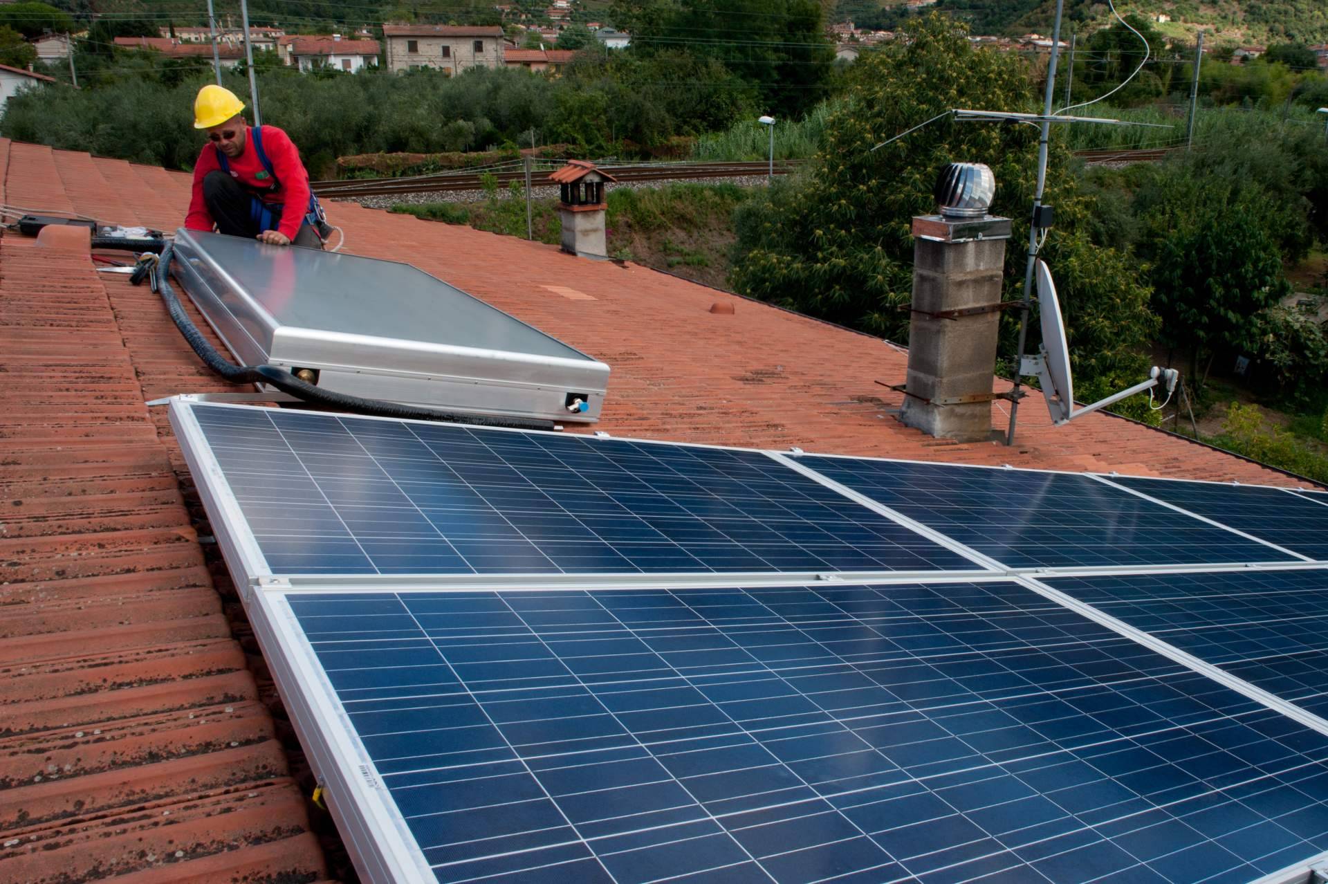 A2 Electricidad y las instalaciones autoconsumo fotovoltaico residencial en Asturias