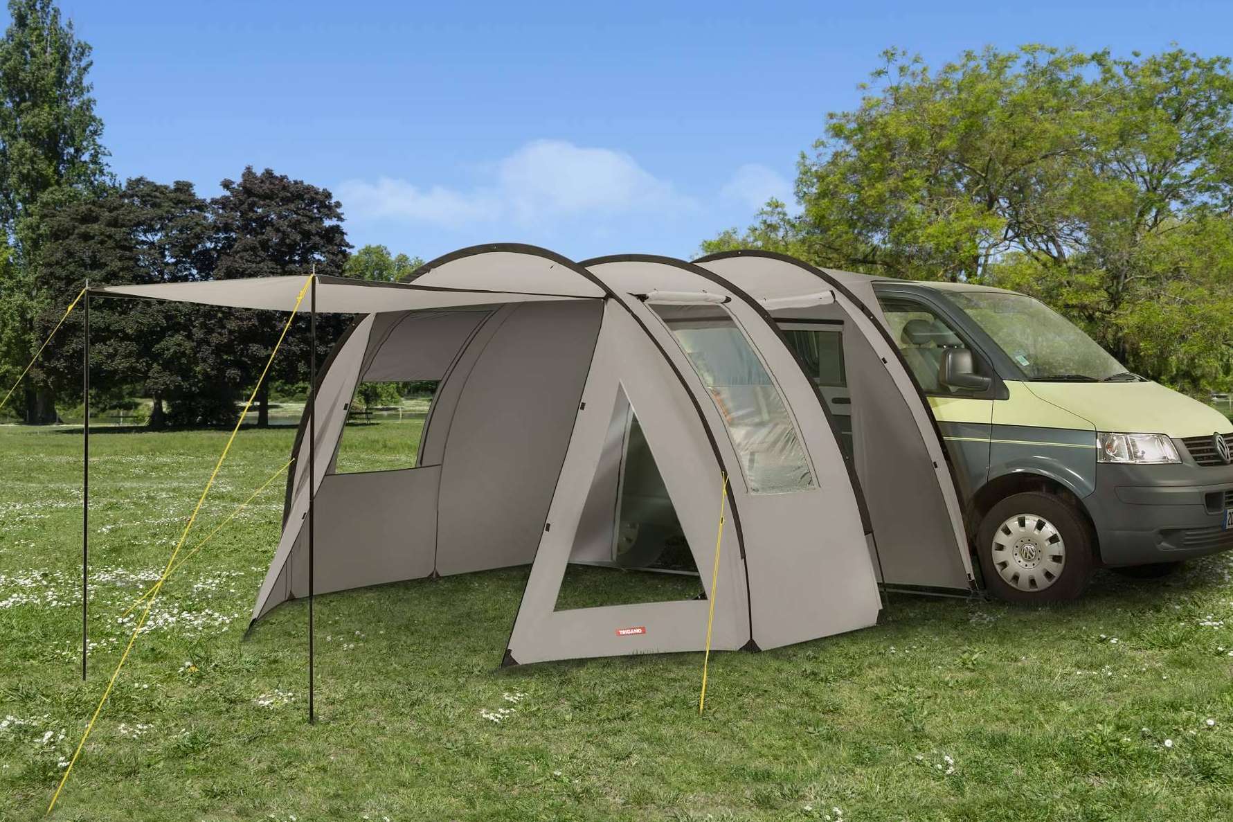 Buscoremolque cuenta con todo el material de camping necesario