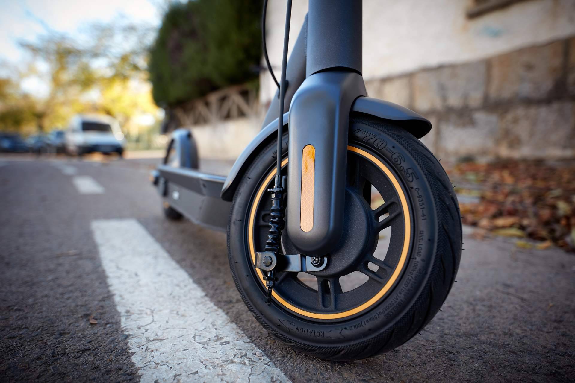 ¿Por qué alquilar un patinete eléctrico en LYNX Barcelona?