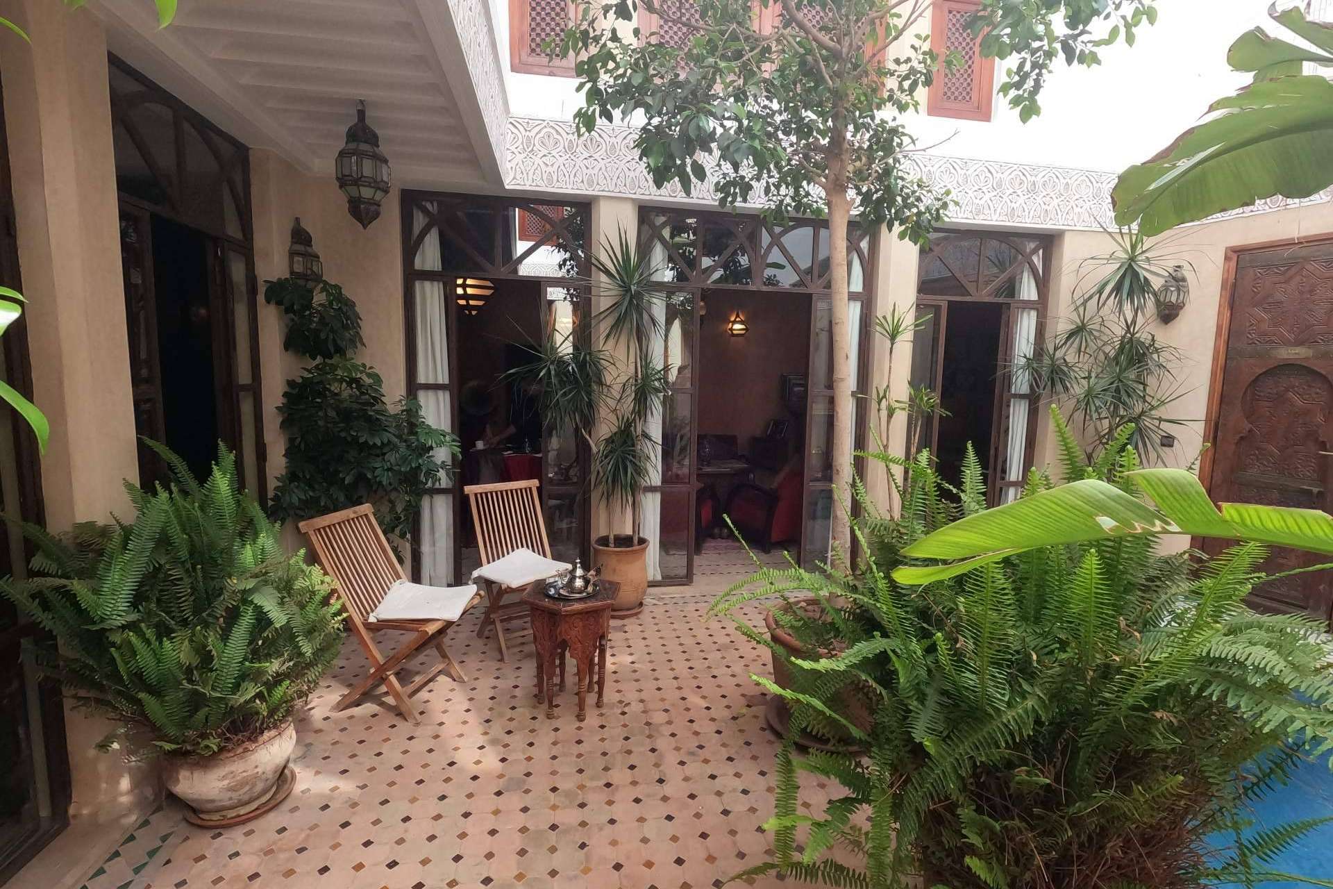 Riad Belle Epoque ofrece una experiencia inolvidable llena de arte, historia y glamour