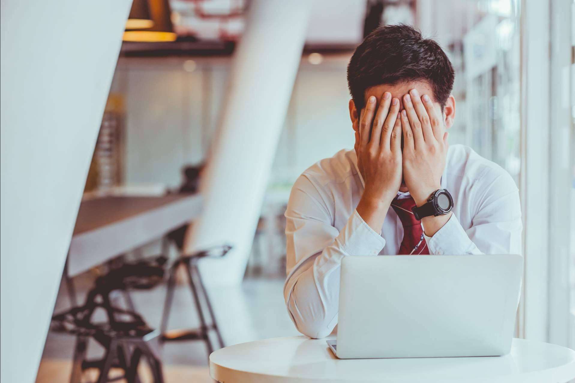 La ayuda de un abogado de acoso laboral puede ser clave para solicitar la incapacidad permanente por estrés postraumático, por Tierno Centella Abogados