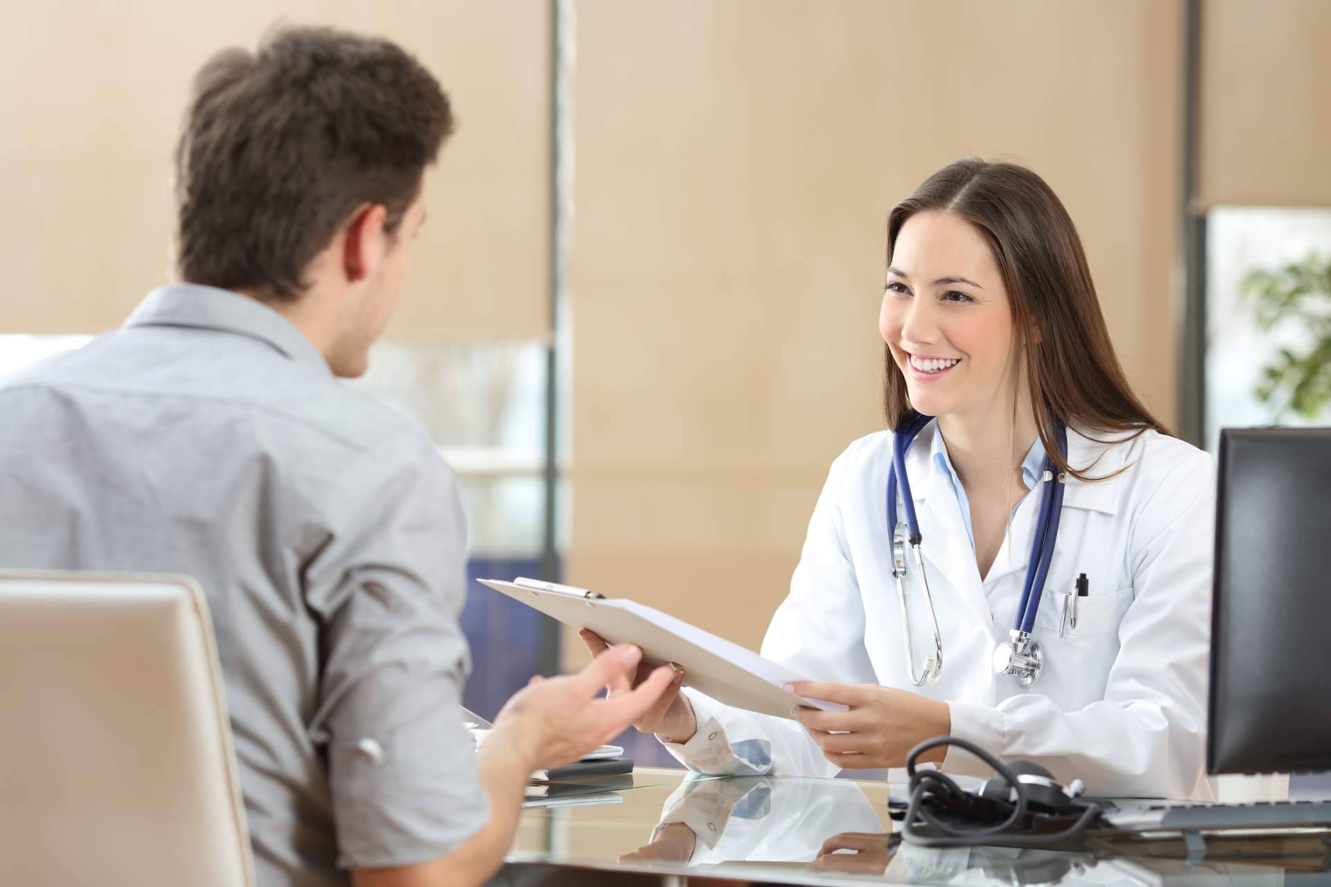 Disponer de una consulta clínica con todos los servicios incluidos en pleno centro de Barcelona, alquiler de despachos con Bufet Mèdic
