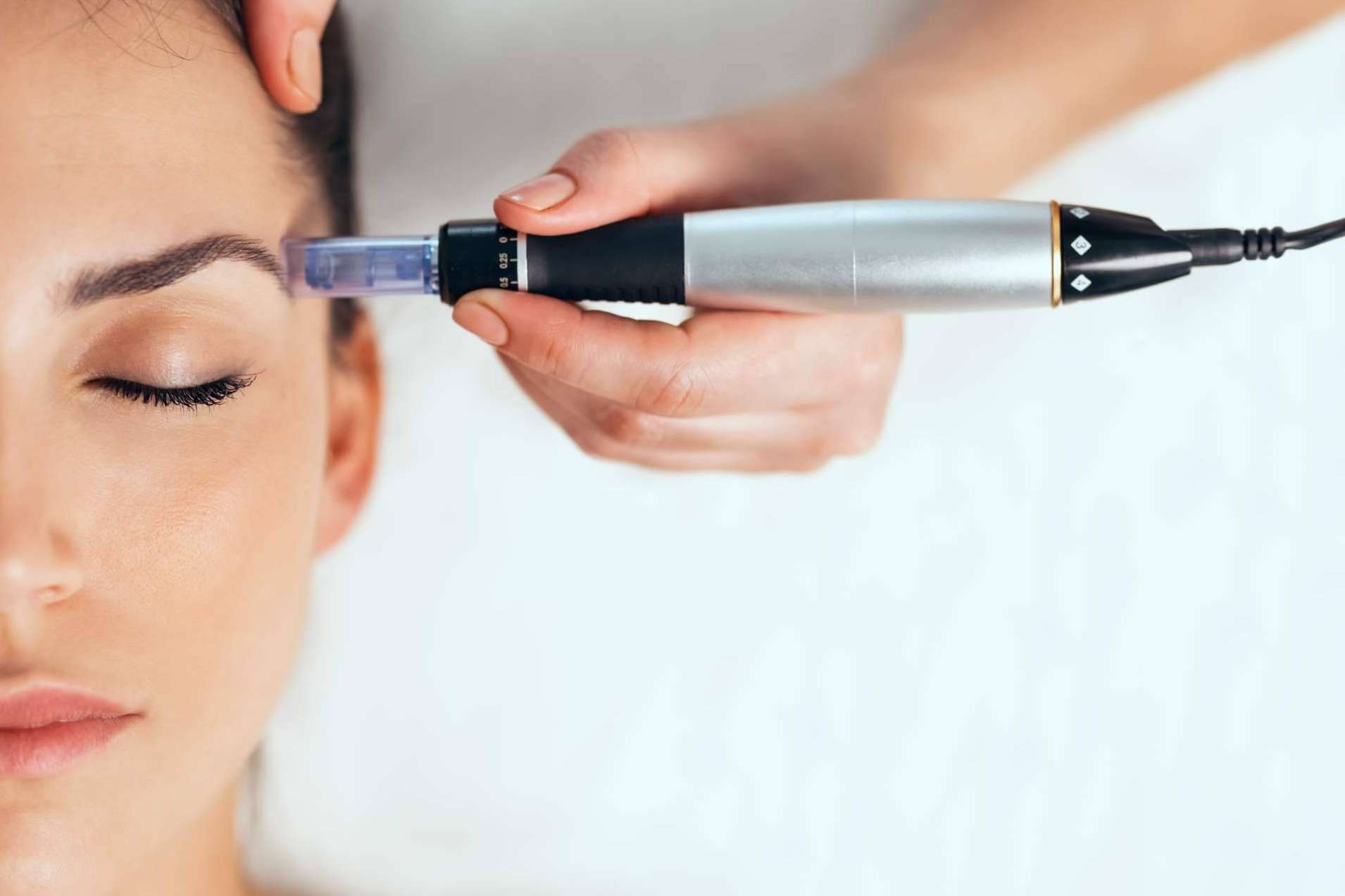 ¿Cómo proteger la piel en verano? Alluring Clinic