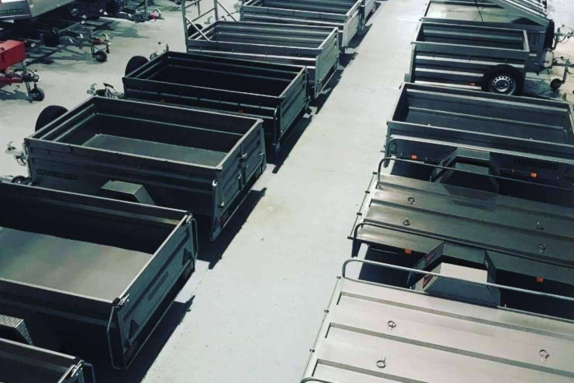 Más de 200 modelos en stock en la tienda online de remolques Speedrem