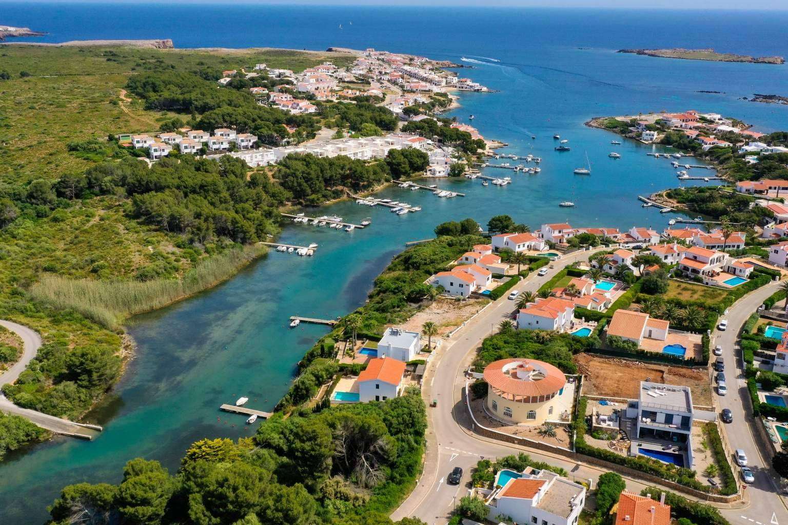 Los expertos de Home Menorca explican por qué se debe invertir en bienes inmuebles en Menorca
